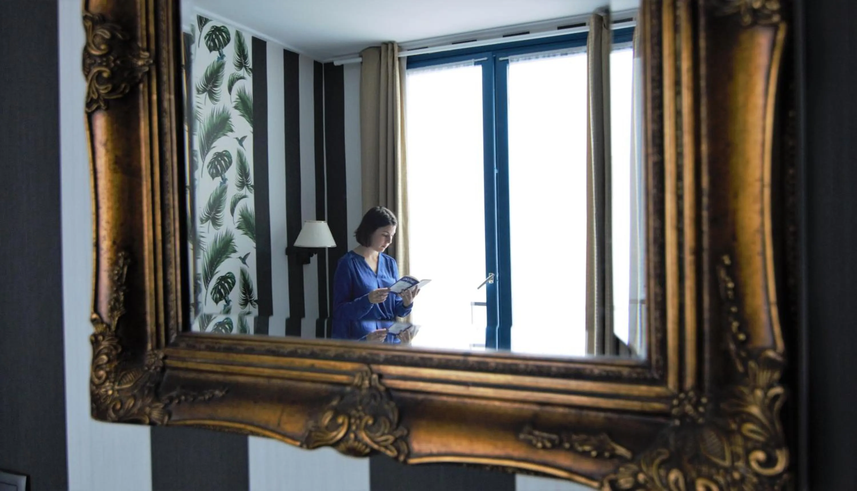 Bedroom in Hôtel du Théâtre by Patrick Hayat