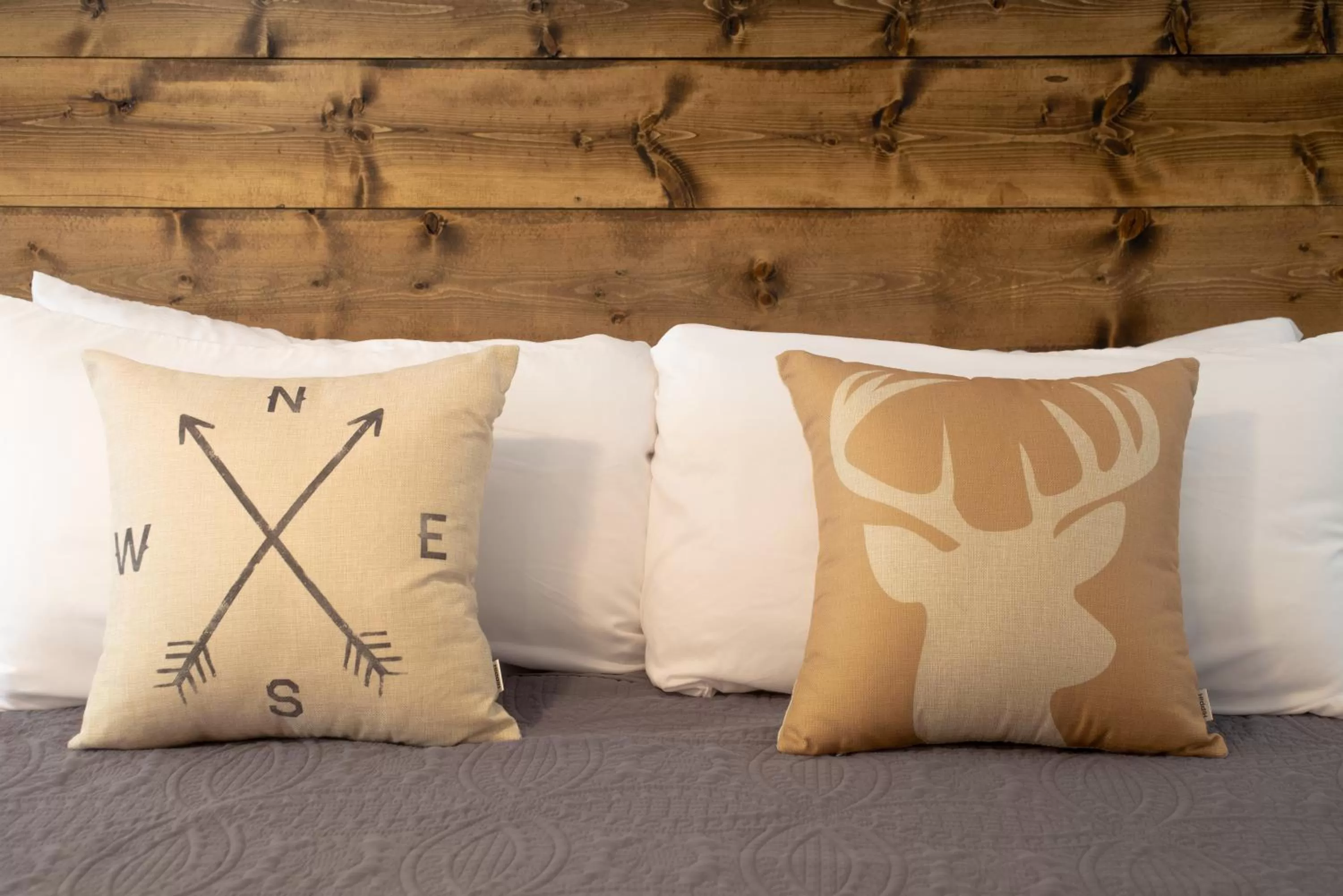 Decorative detail in Eagle Cap Chalets