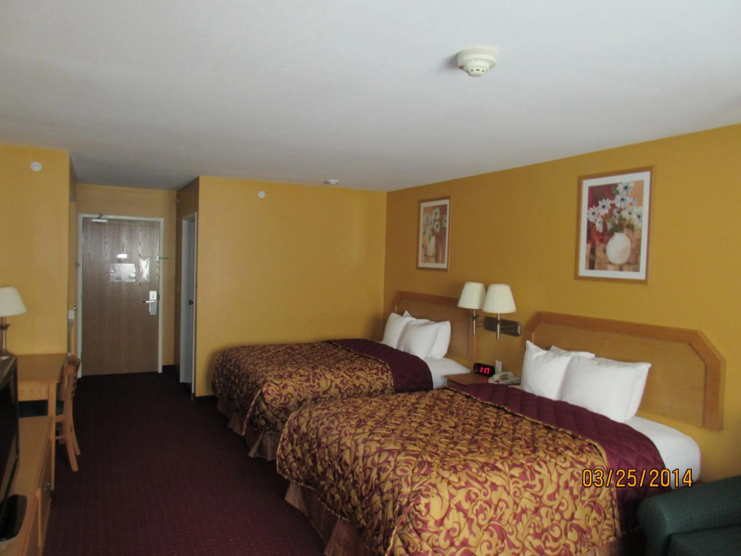 Bed in Parkfield Inn - Warsaw