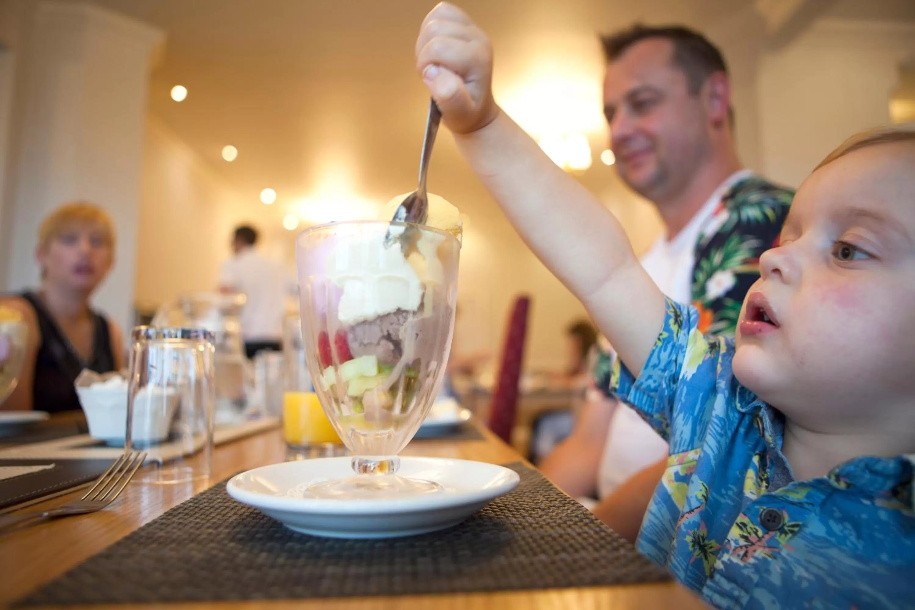 Restaurant/places to eat in Luccombe Hall Hotel