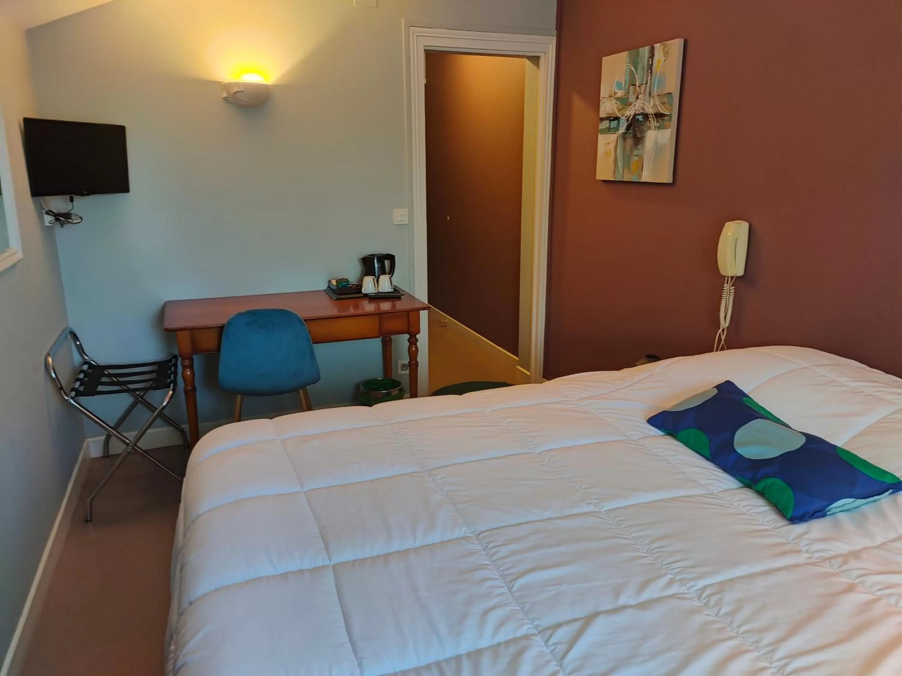 Bed in Hotel des Remparts