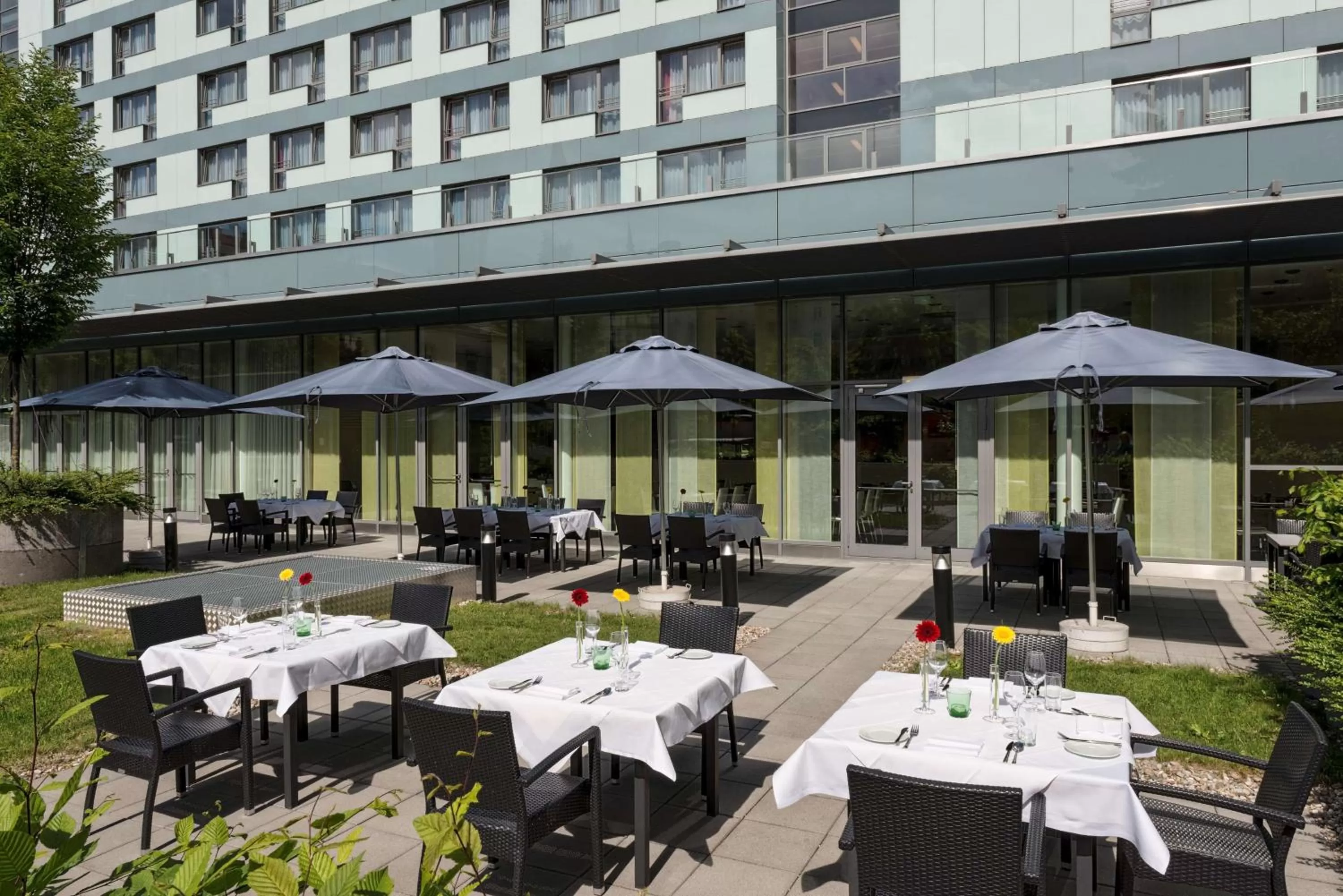 Restaurant/places to eat in Park Inn by Radisson Linz