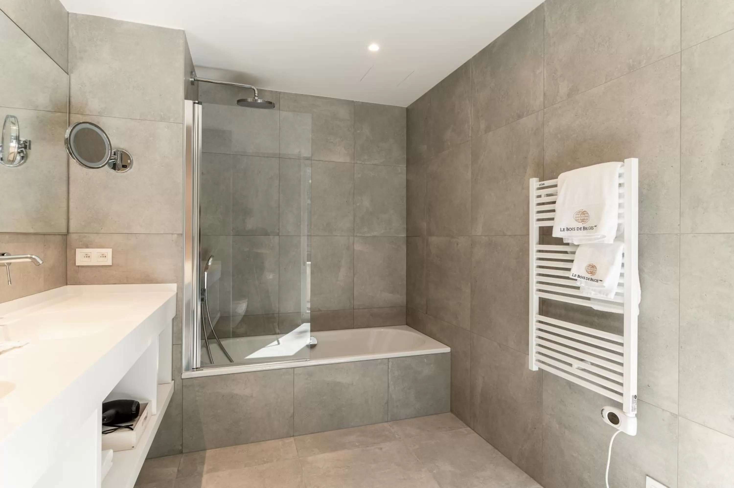 Bathroom in Hotel Le Bois De Bruges