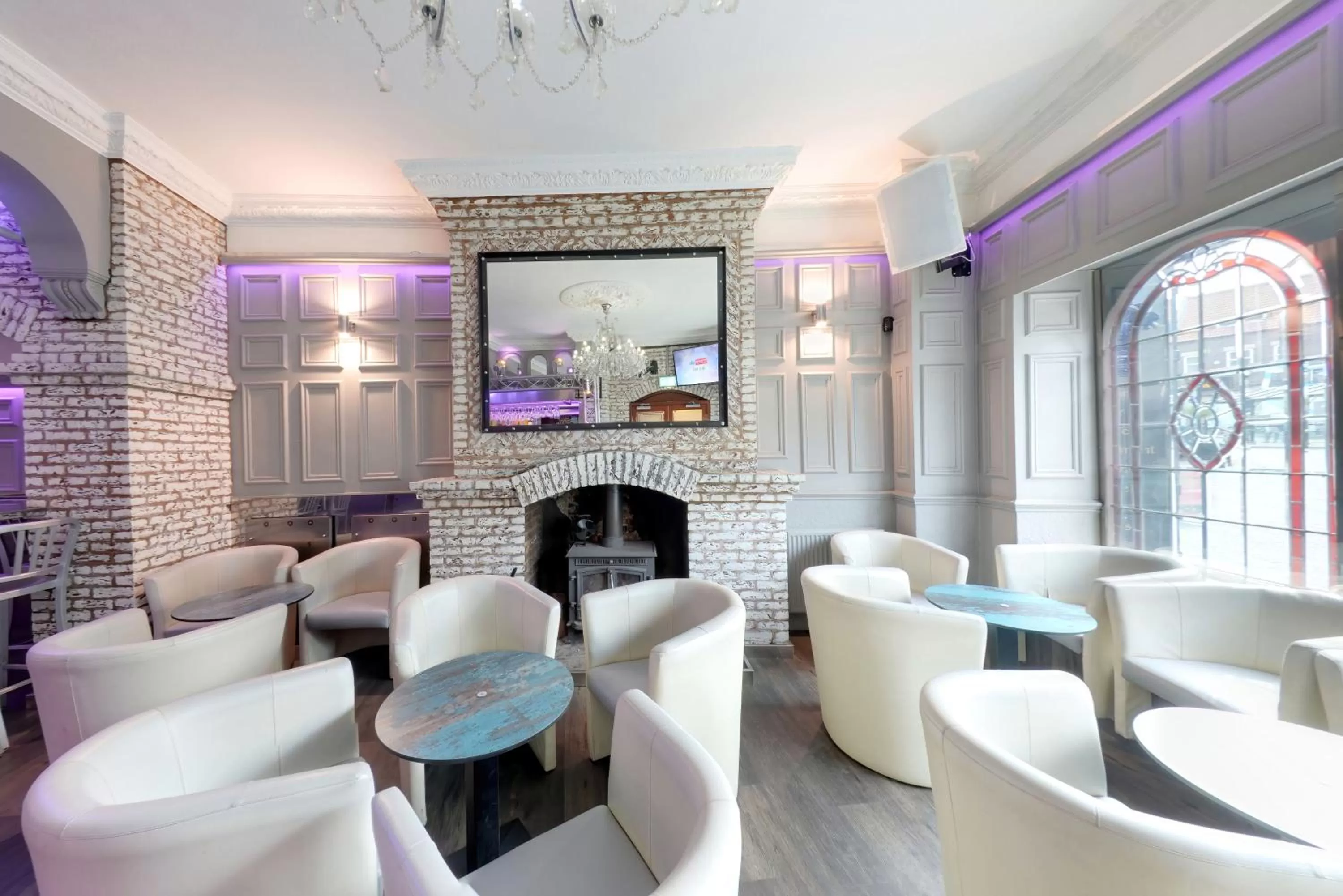 Lounge or bar in The George Hotel