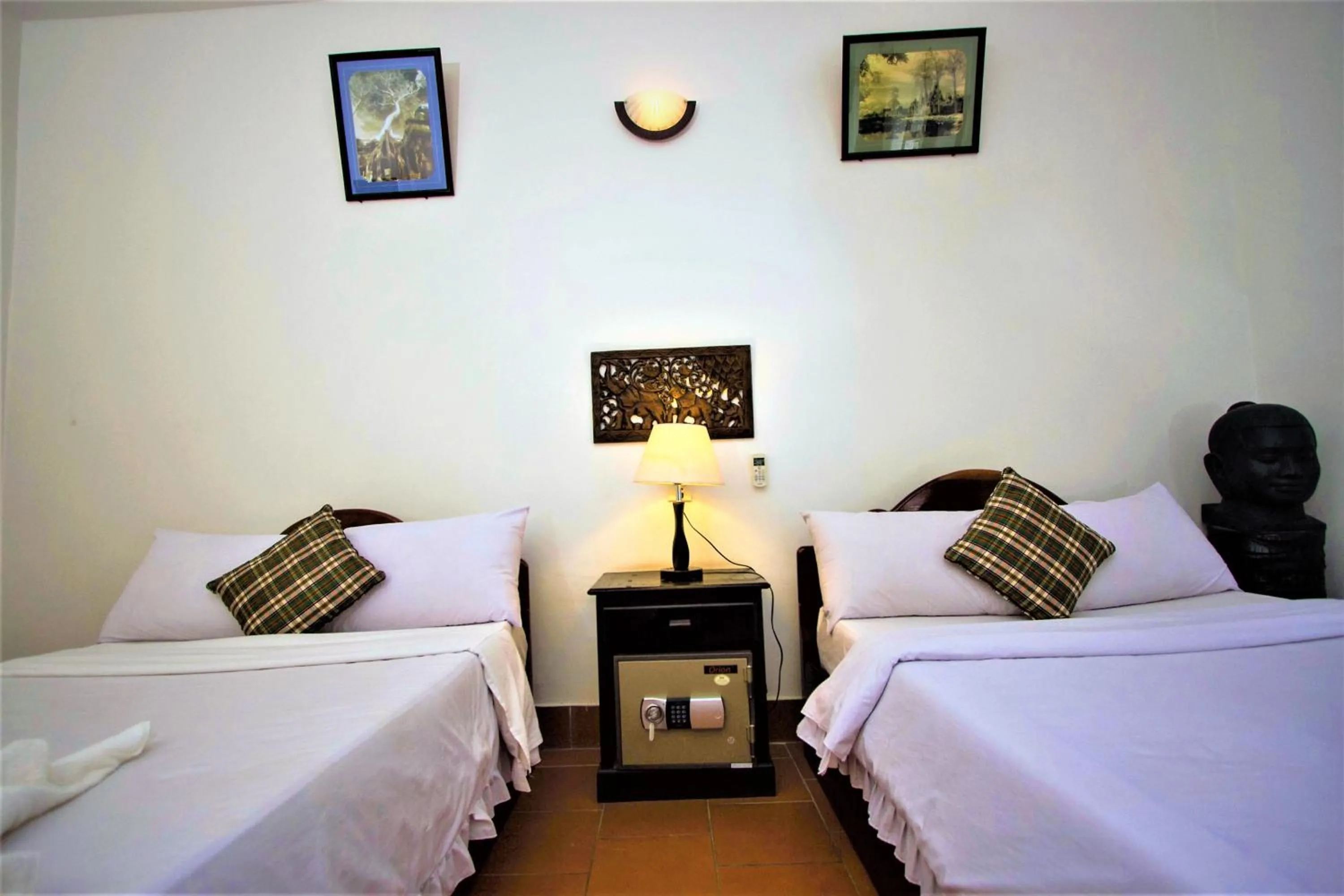 Living room, Bed in Sonalong Boutique Village & Resort