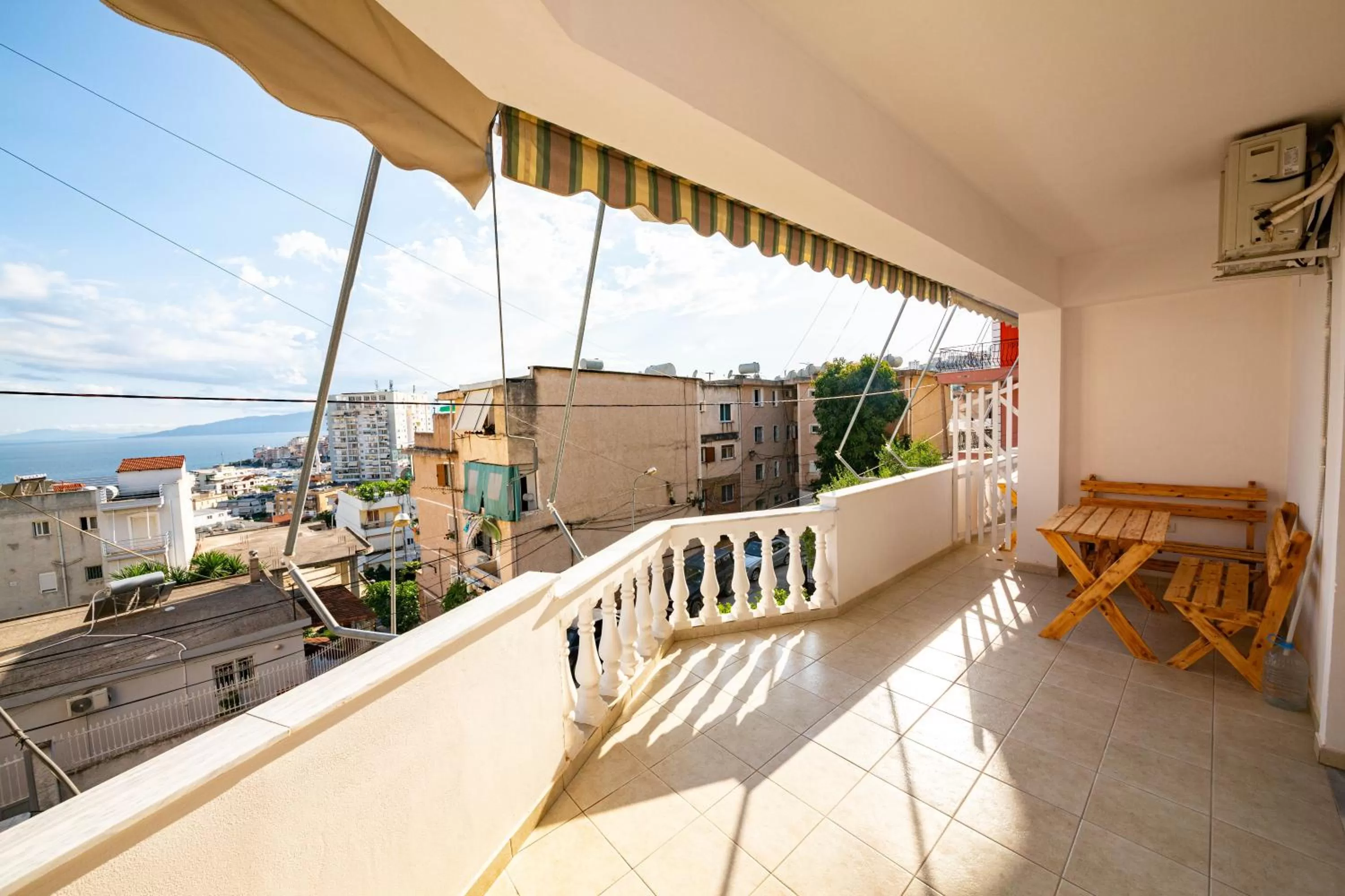 Balcony/Terrace in Ideal ApartHotel Saranda