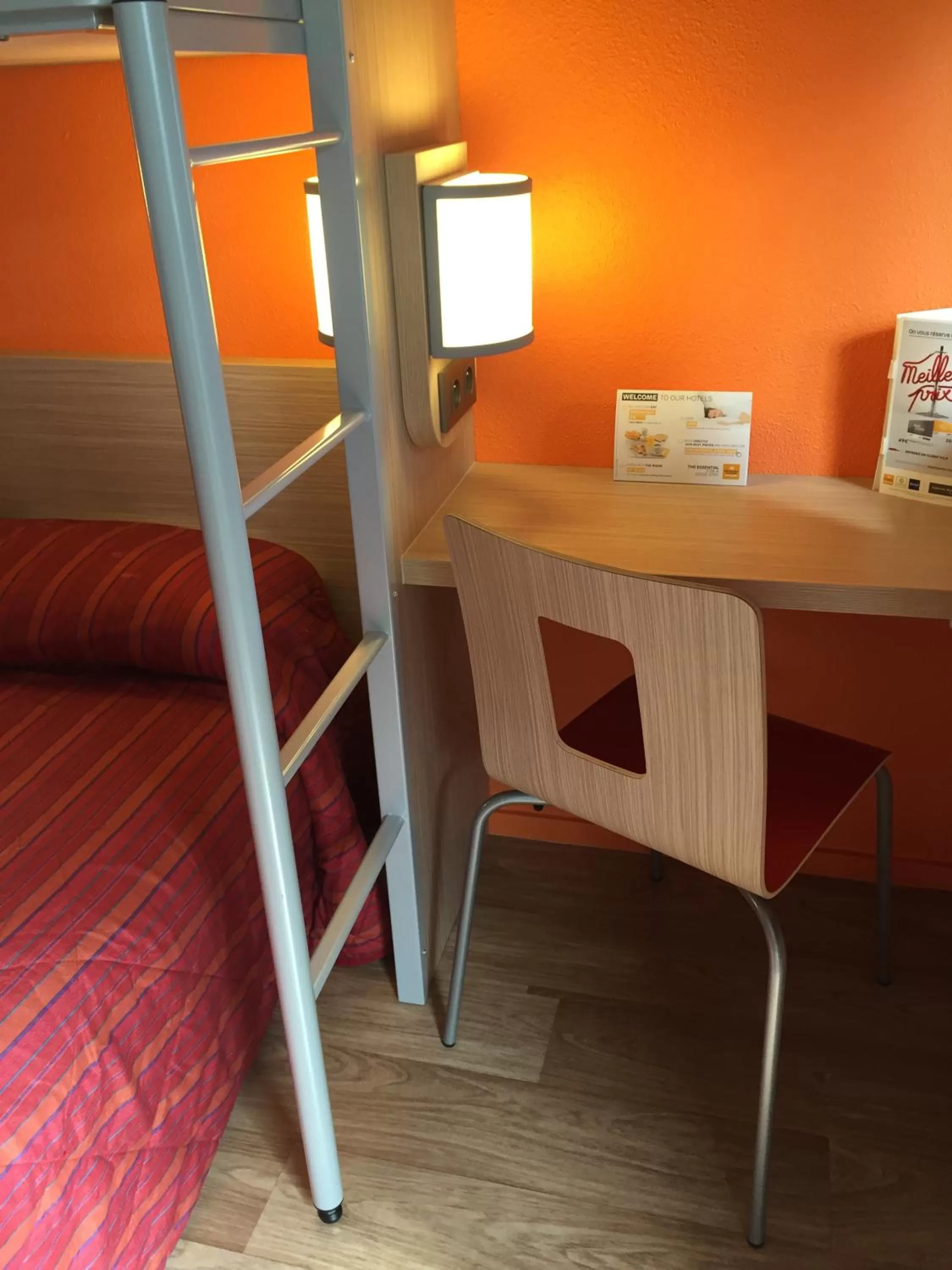 Photo of the whole room in Premiere Classe Montpellier Ouest - St Jean De Vedas