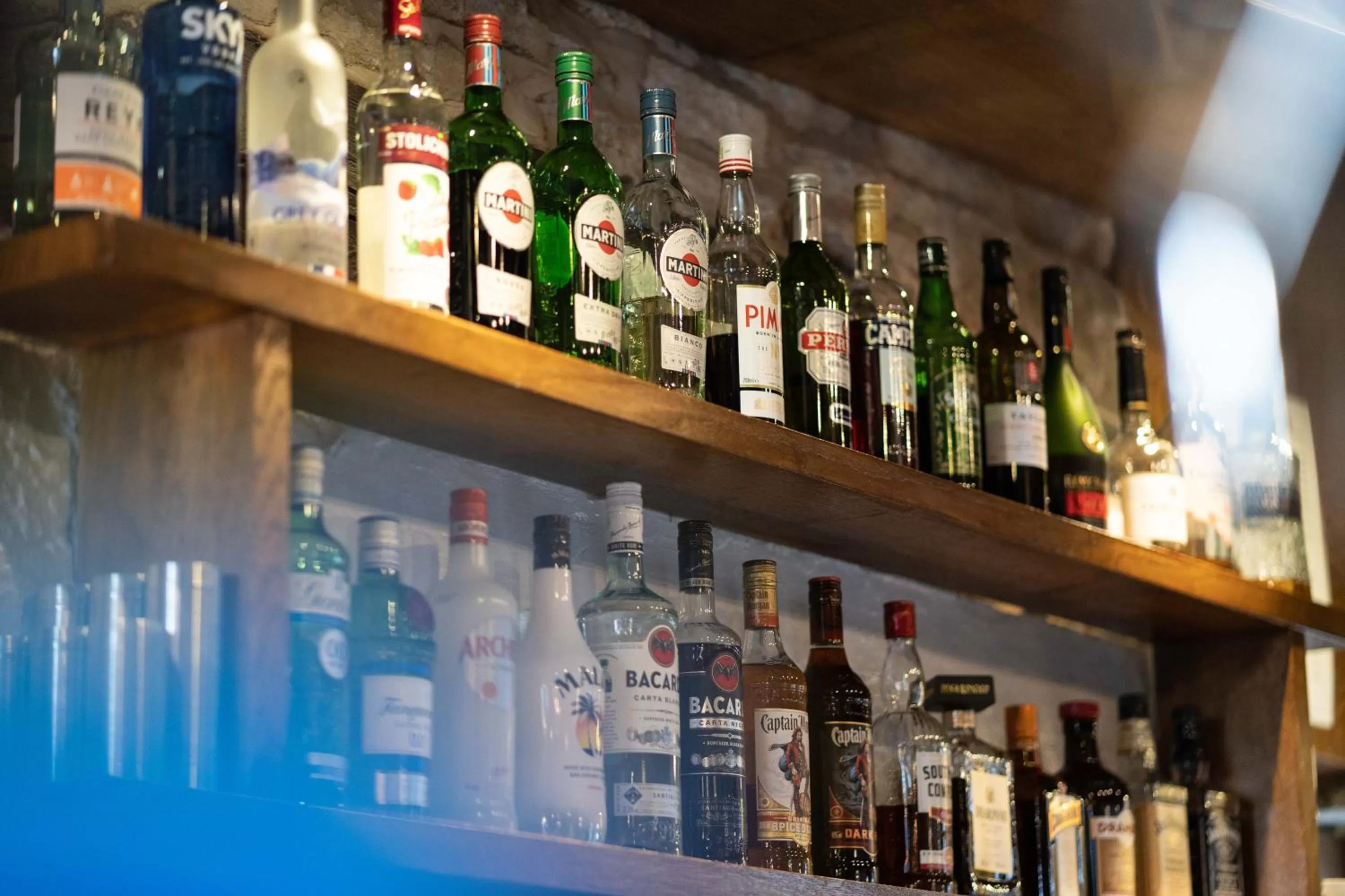 Lounge or bar, Drinks in Black Horse Hotel