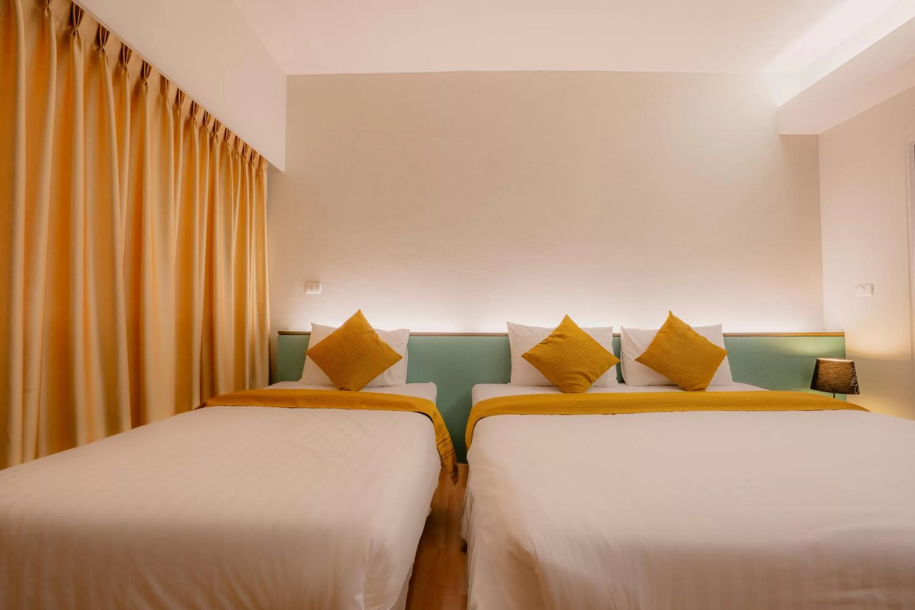 Bed in Peace Land Khaosan