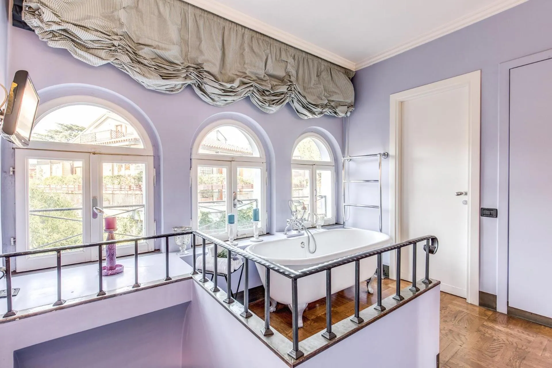 Bedroom in Hotel Villa Linneo