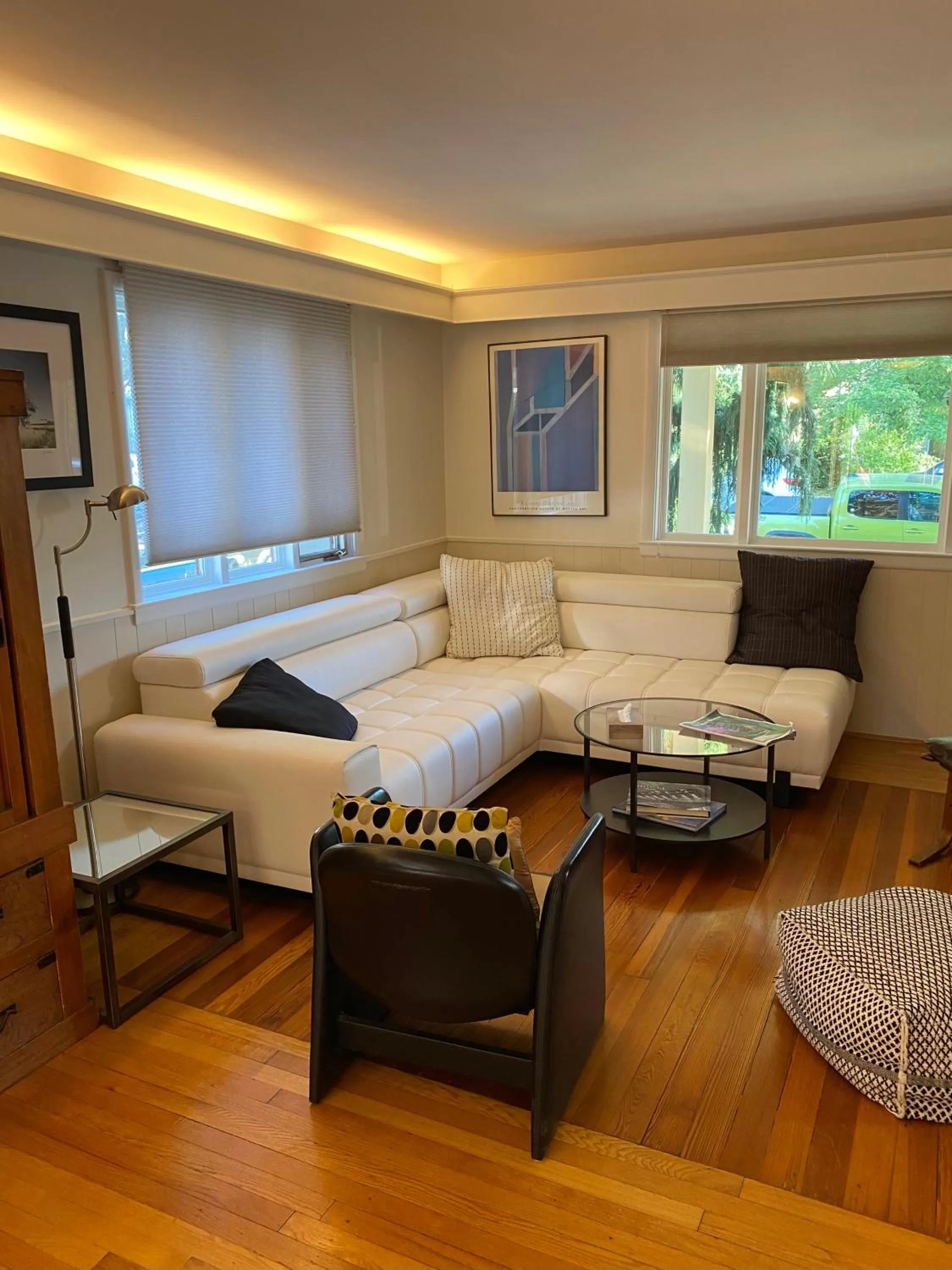 Living room, Seating Area in Burnt Toast Inn
