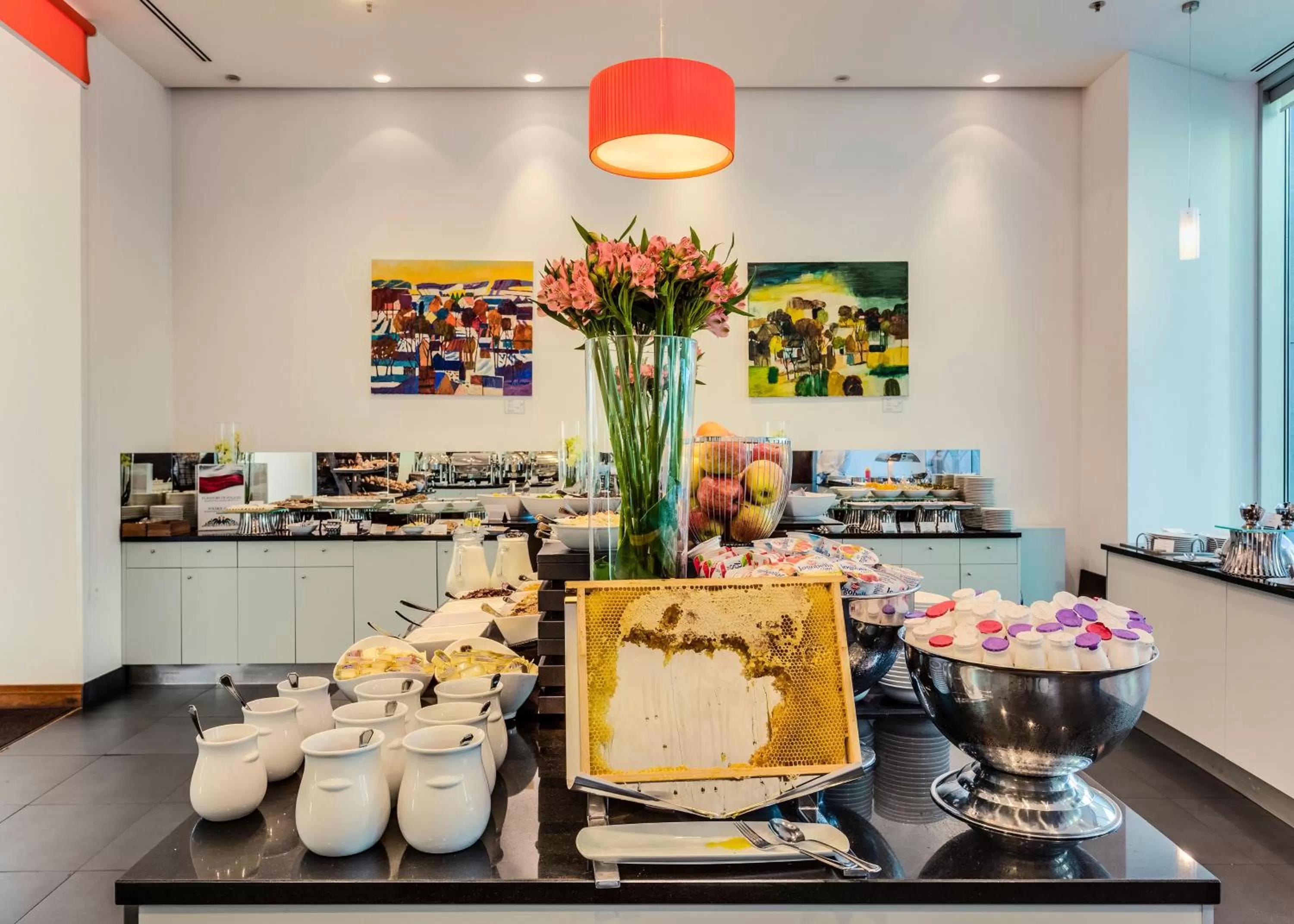 Restaurant/places to eat in InterContinental Warszawa by IHG