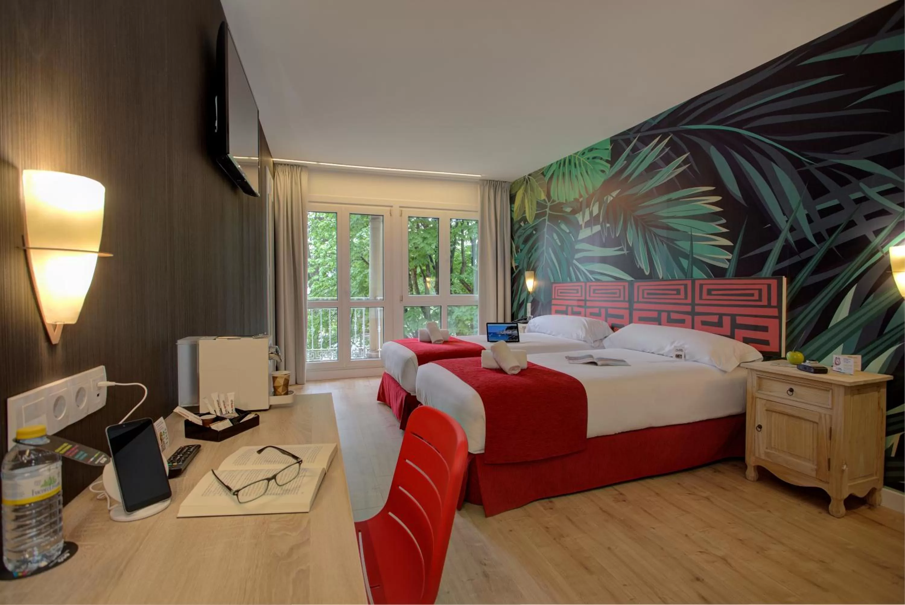 Photo of the whole room, Bed in Casual de las Olas San Sebastián