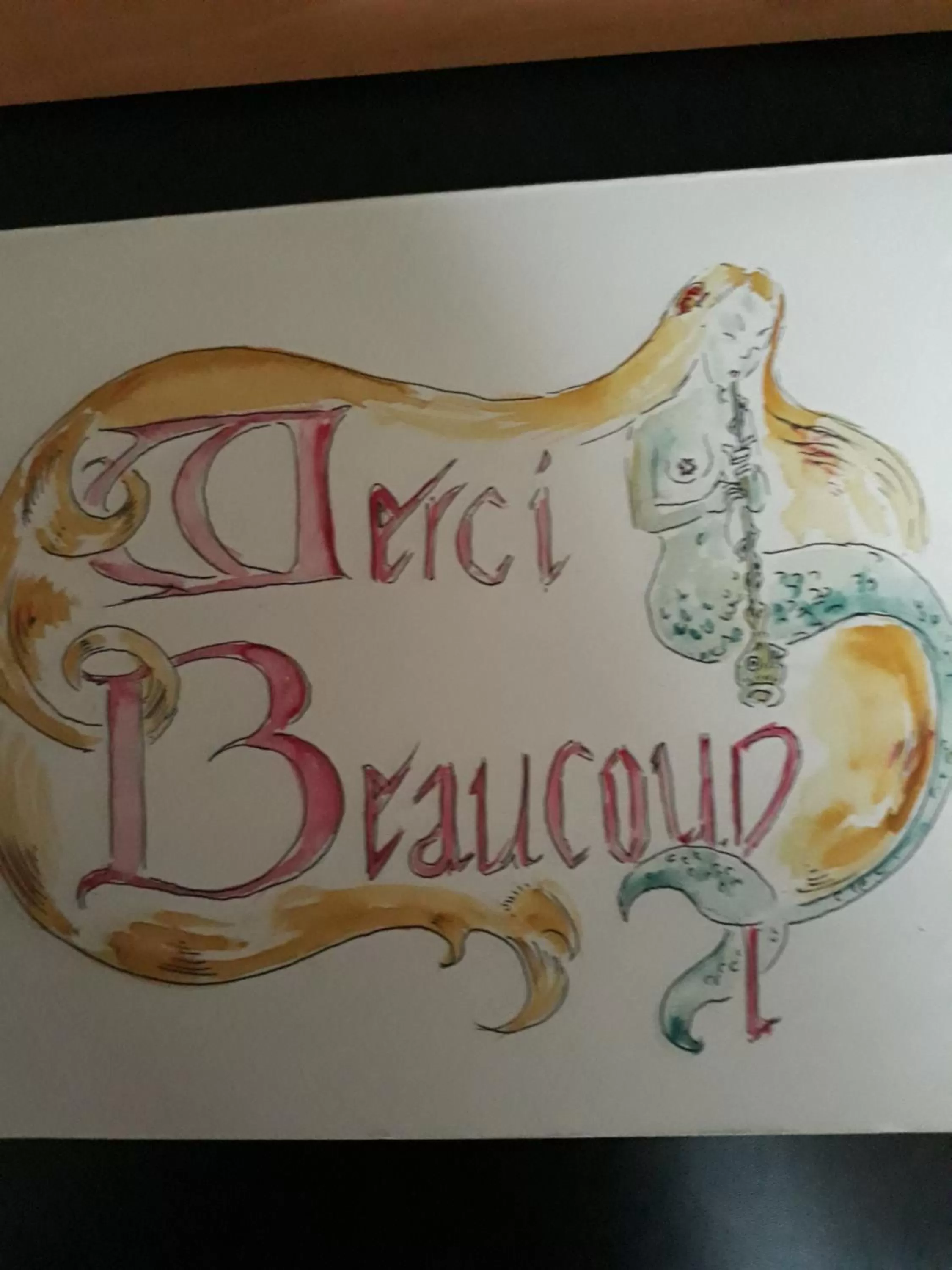 Text overlay in La Sirène