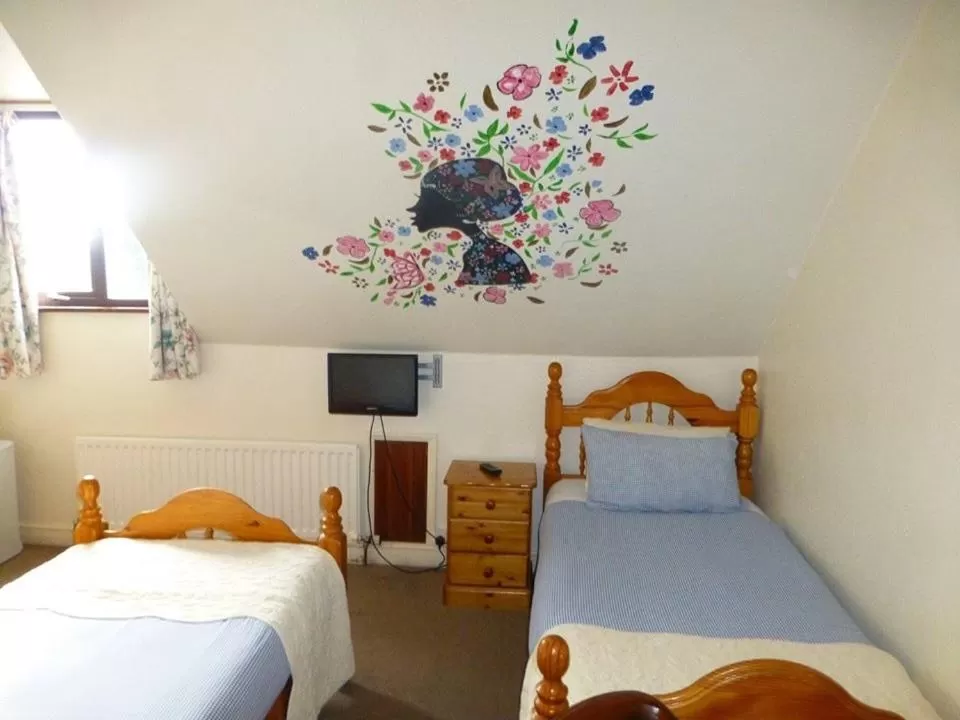 Bed in Woodlands Hotel