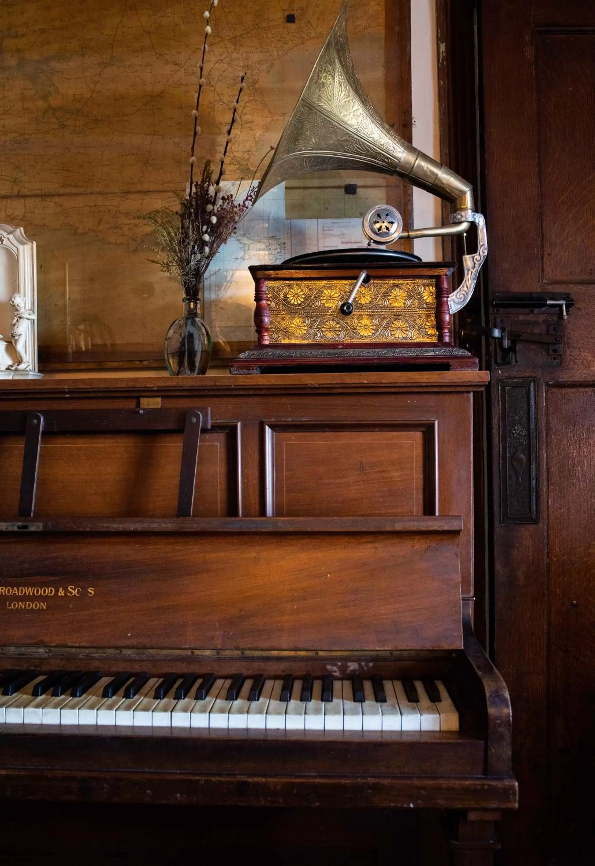 Manorbier Castle Inn Sunset Room