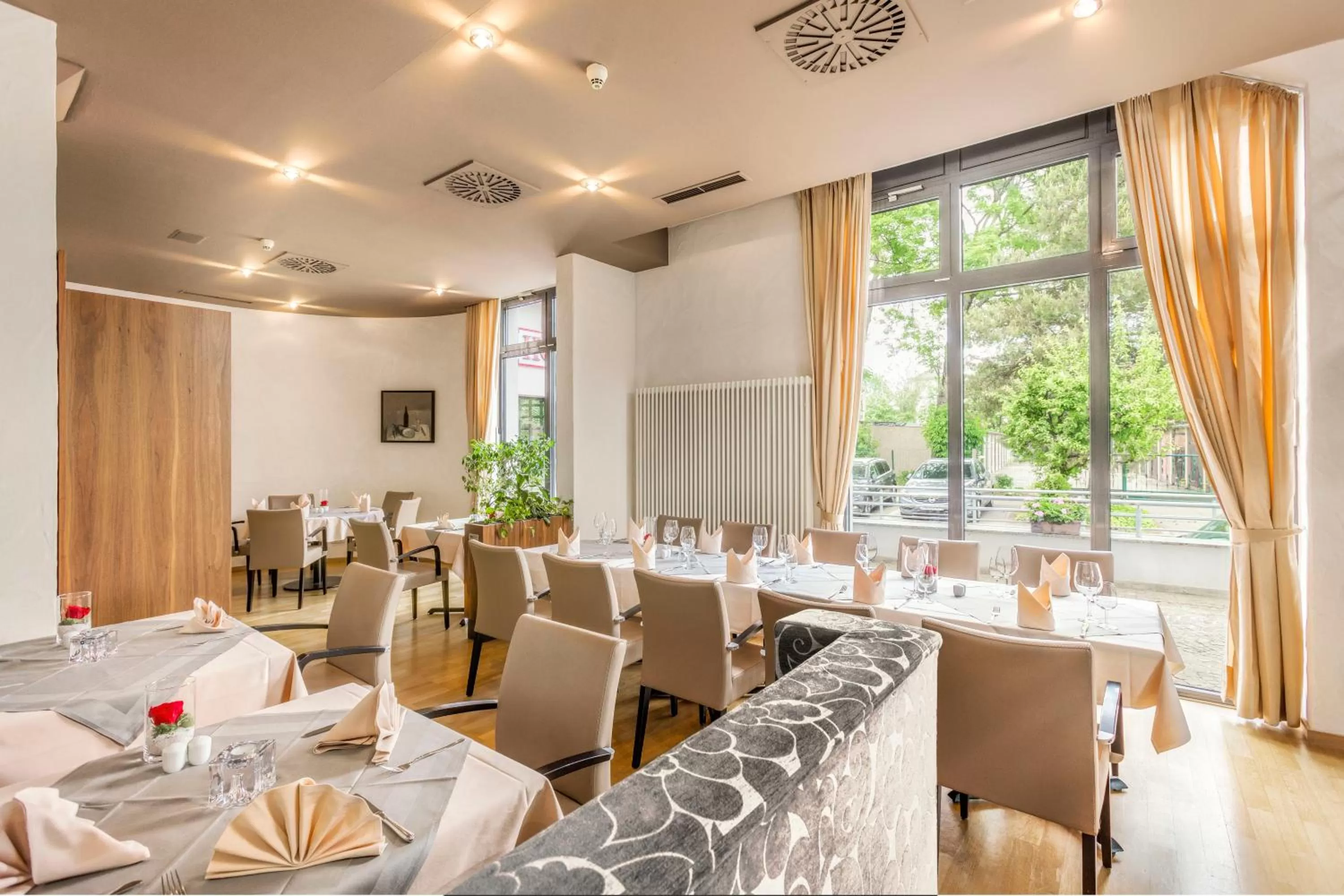 Restaurant/places to eat in Hotel Hiemann - Superior