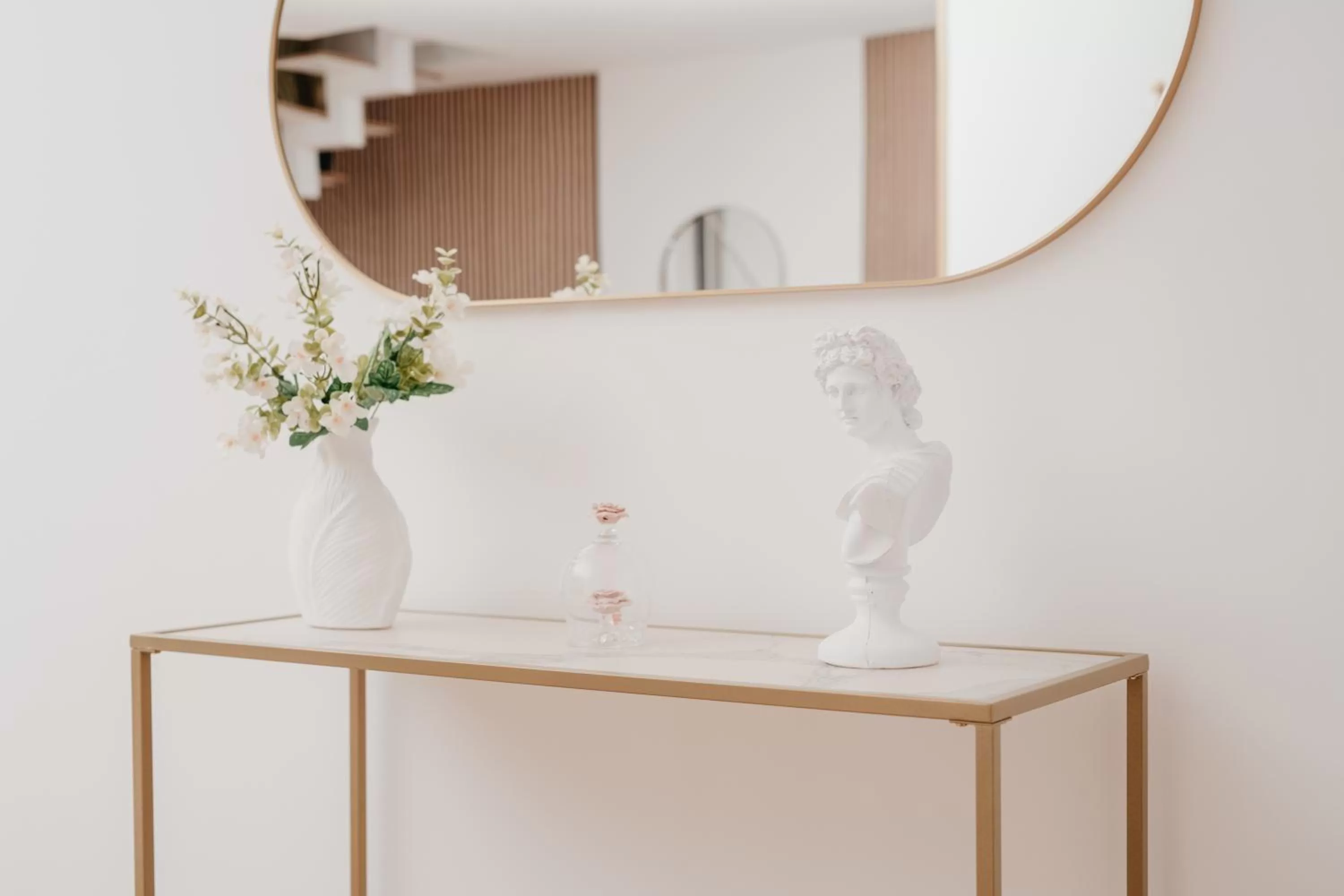 Decorative detail in Vista Napoli Residence by Casa Napoletana