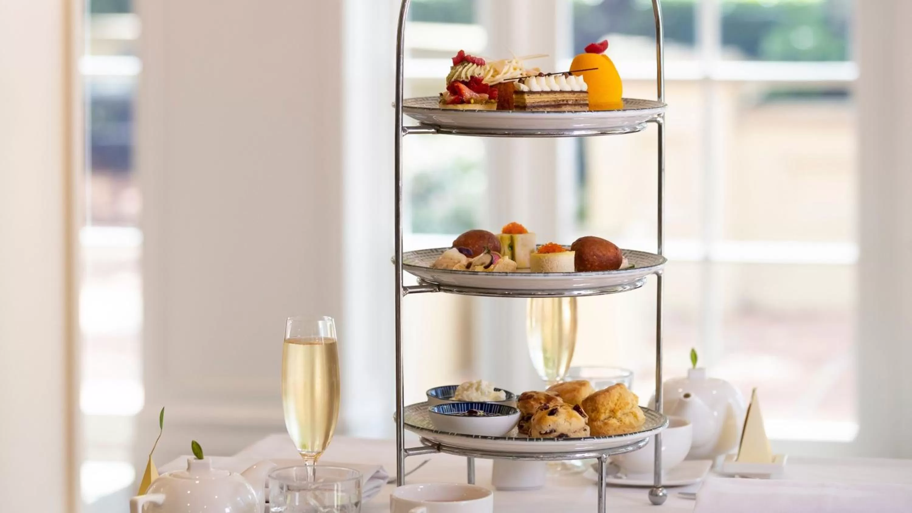 Restaurant/places to eat in InterContinental Sanctuary Cove Resort by IHG