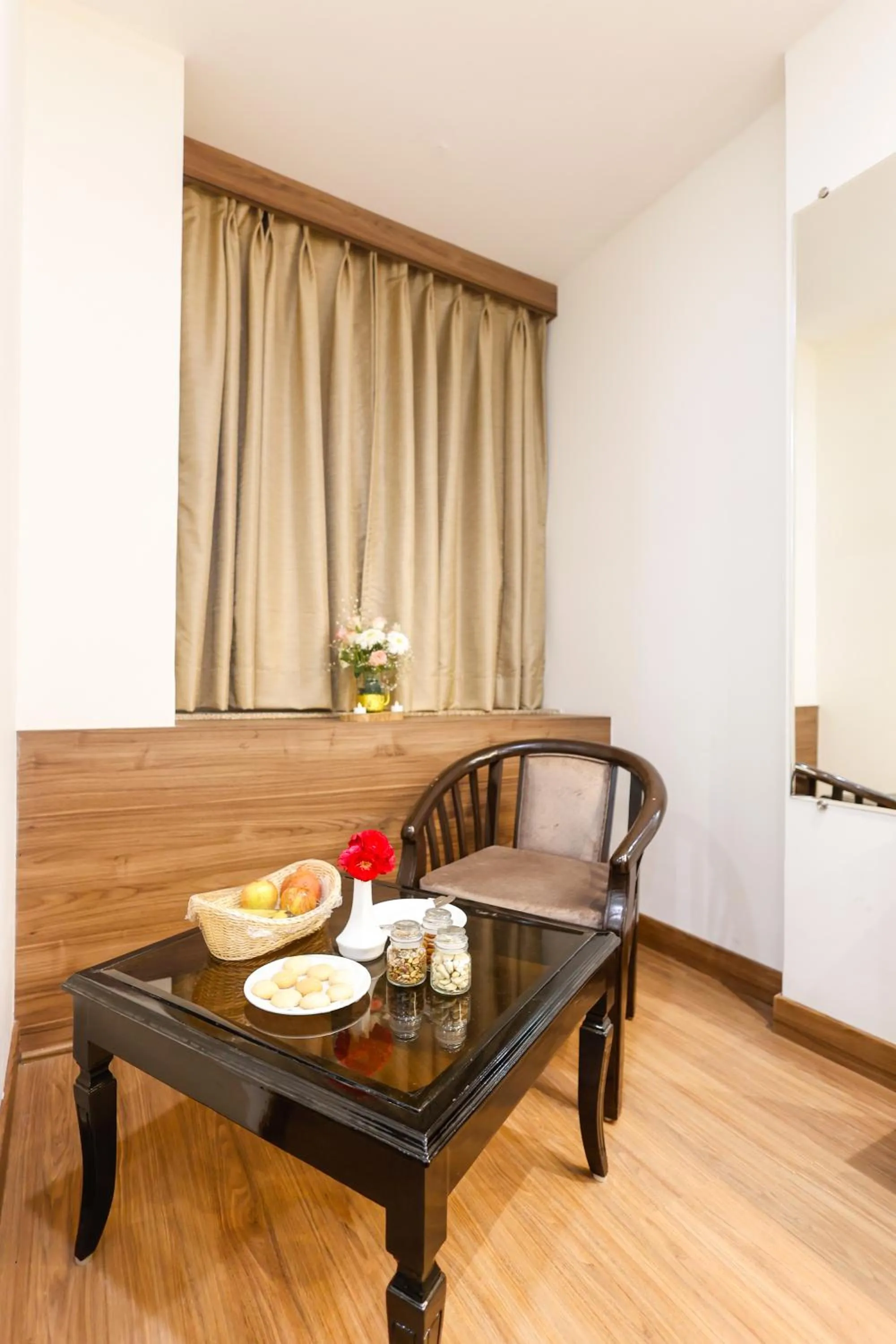 Seating area in Hotel Dolphin International