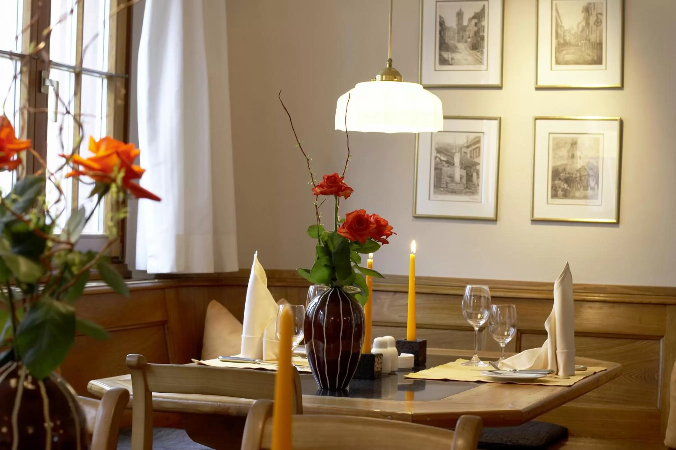 Restaurant/places to eat in Hotel Germania