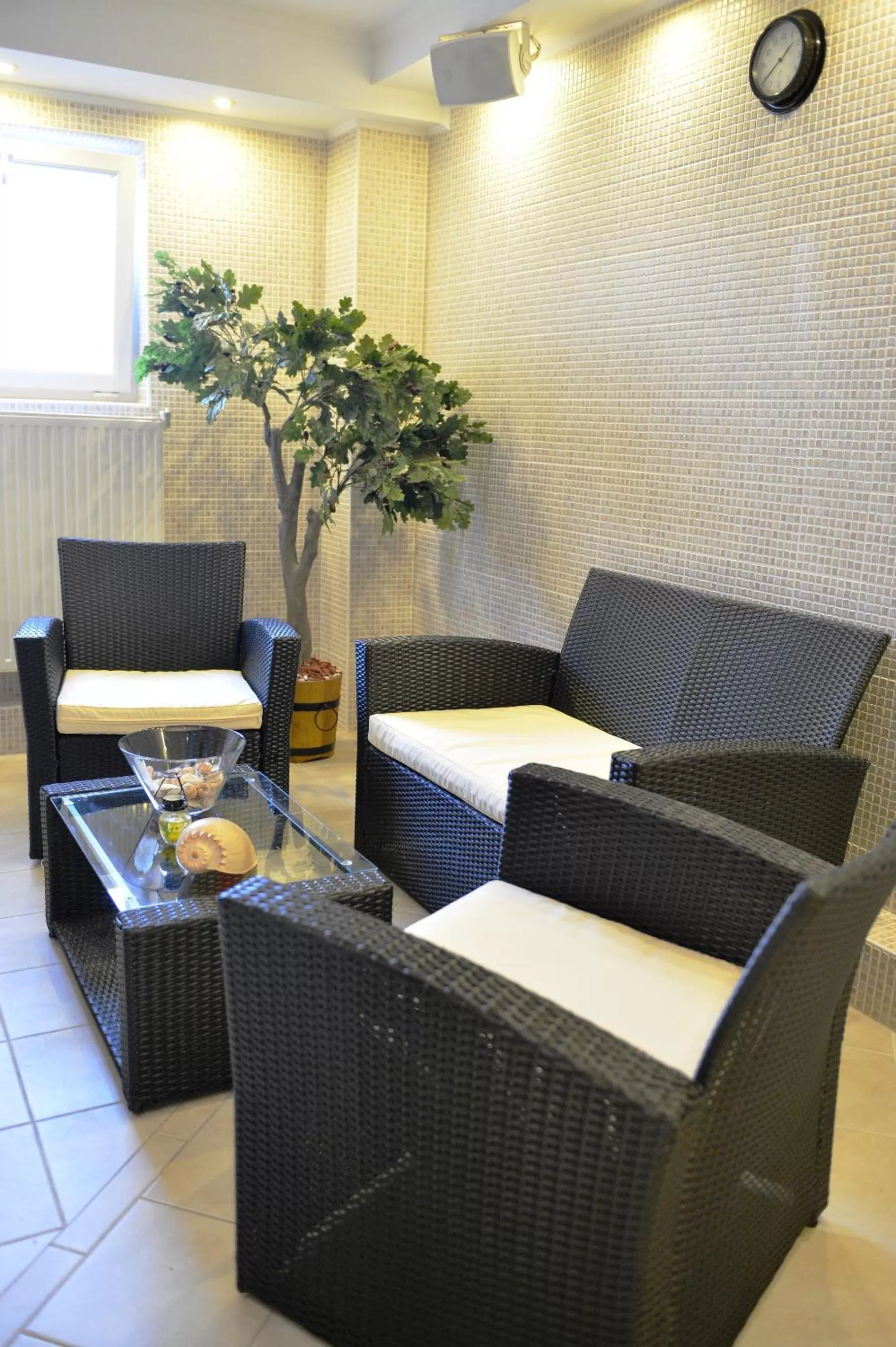 Seating area in Liza Aqua & Conference Hotel