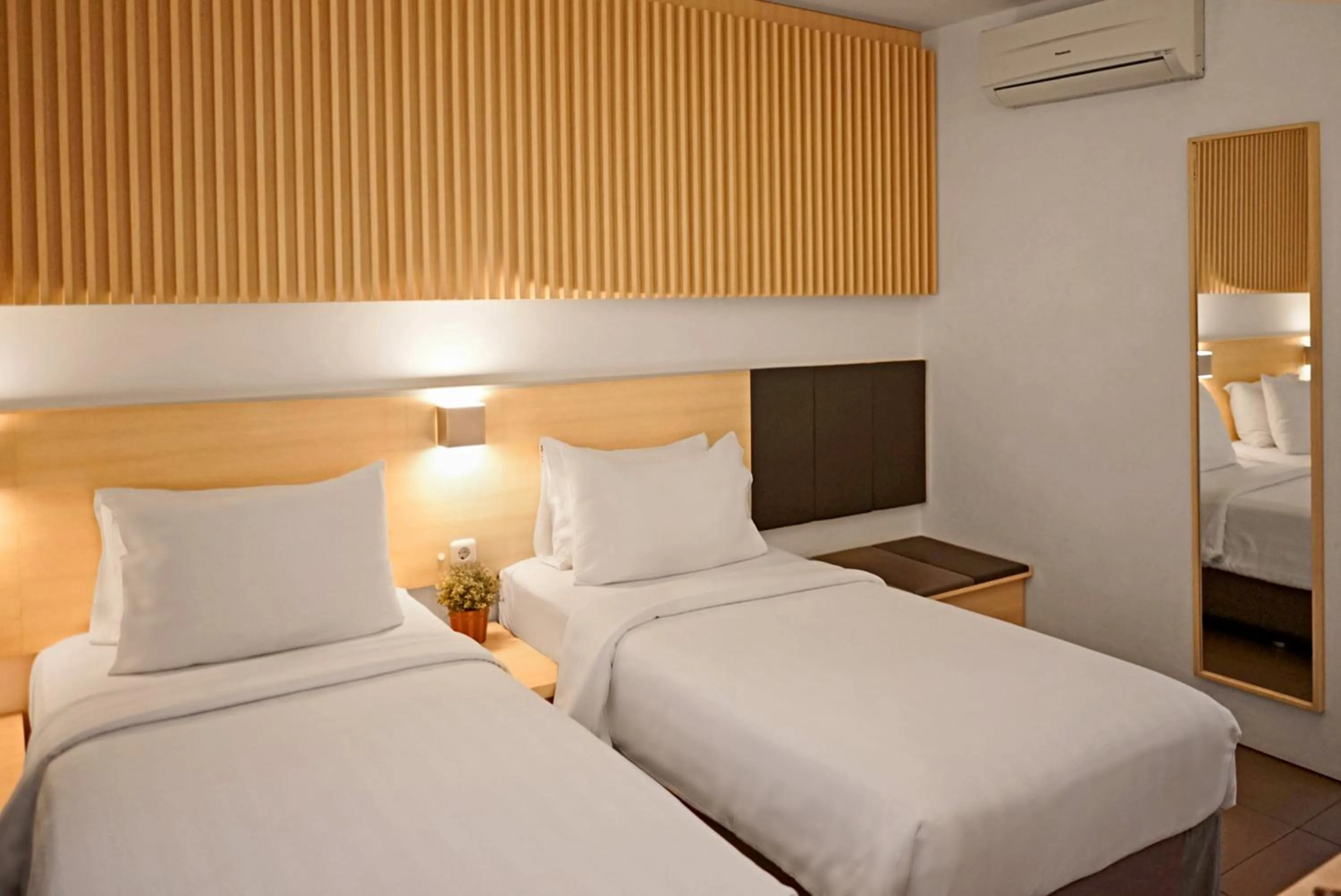 Bed in Malaka Hotel Bandung