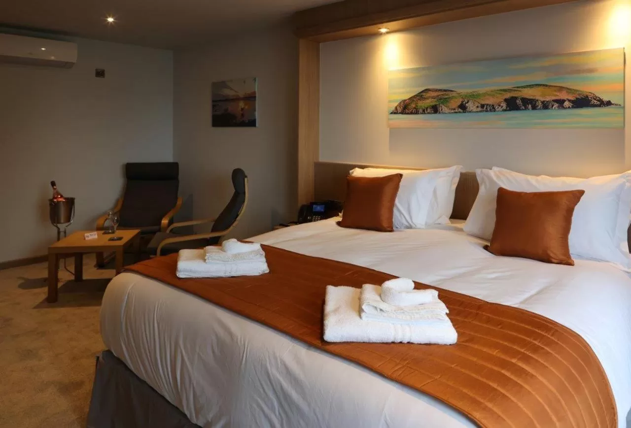 Bed in The Teifi Waterside Hotel
