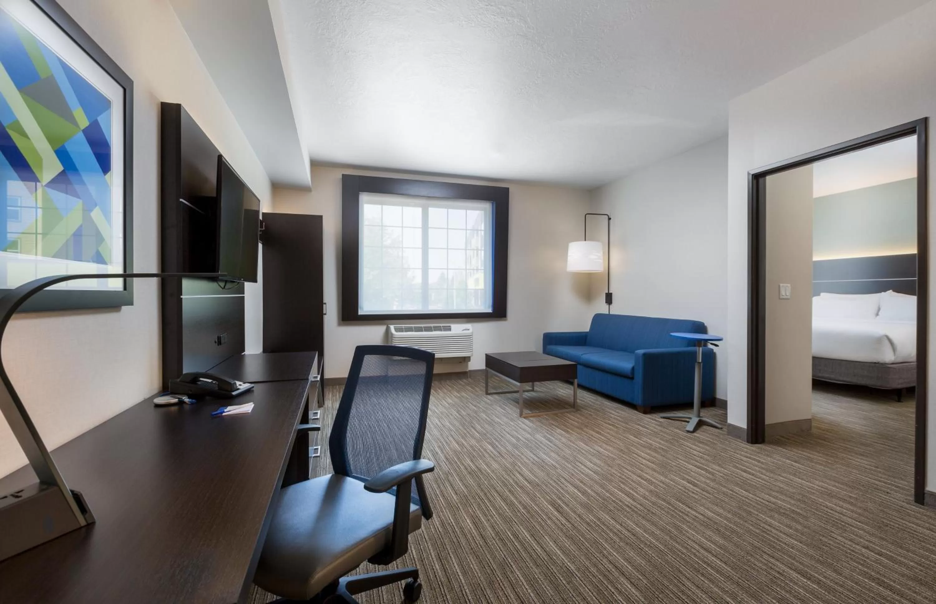 Photo of the whole room, Bed in Holiday Inn Express Hotel & Suites Eugene Downtown - University by IHG