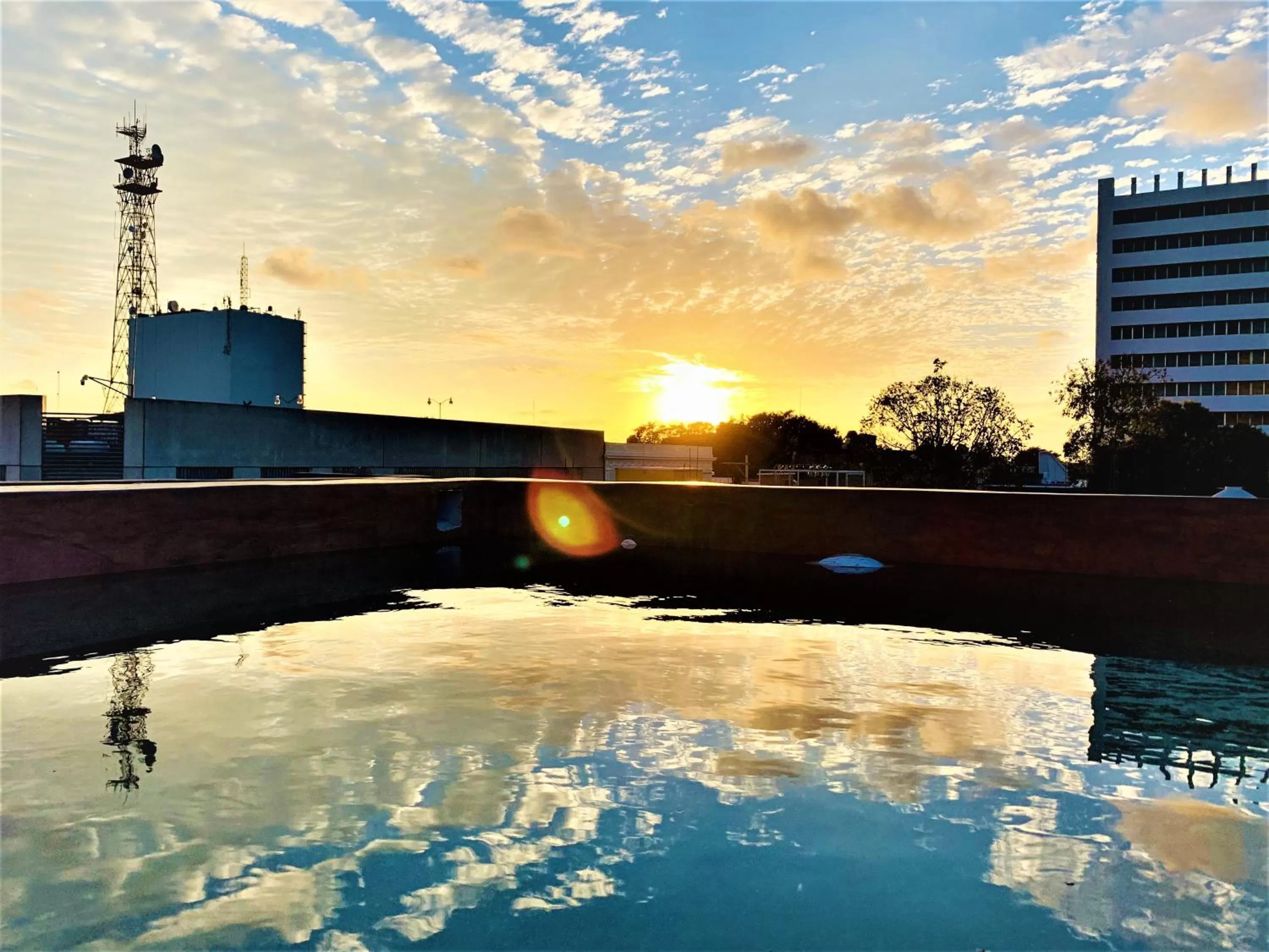 Swimming pool in Hotel Urban