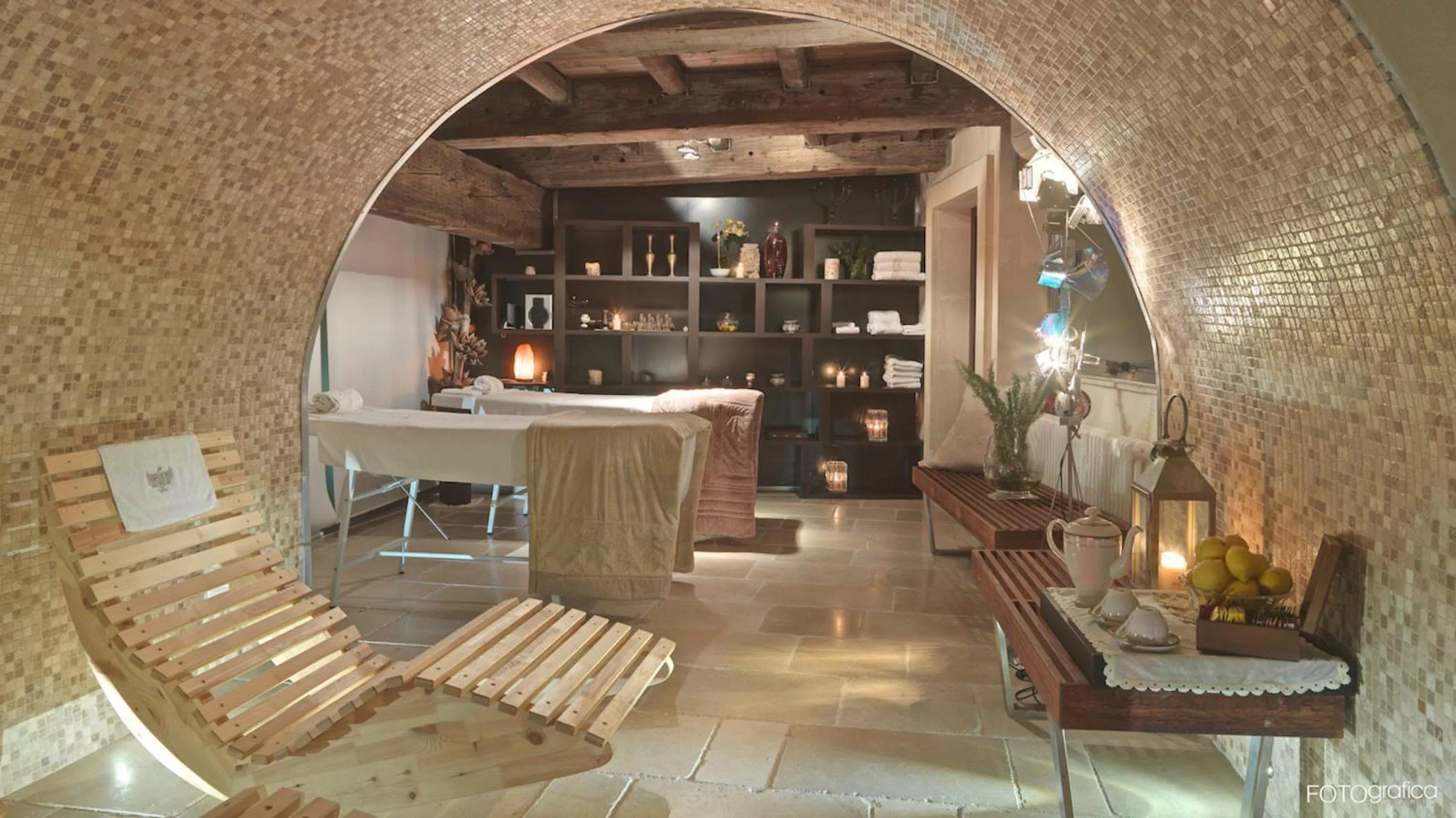 Massage in Torre Del Parco