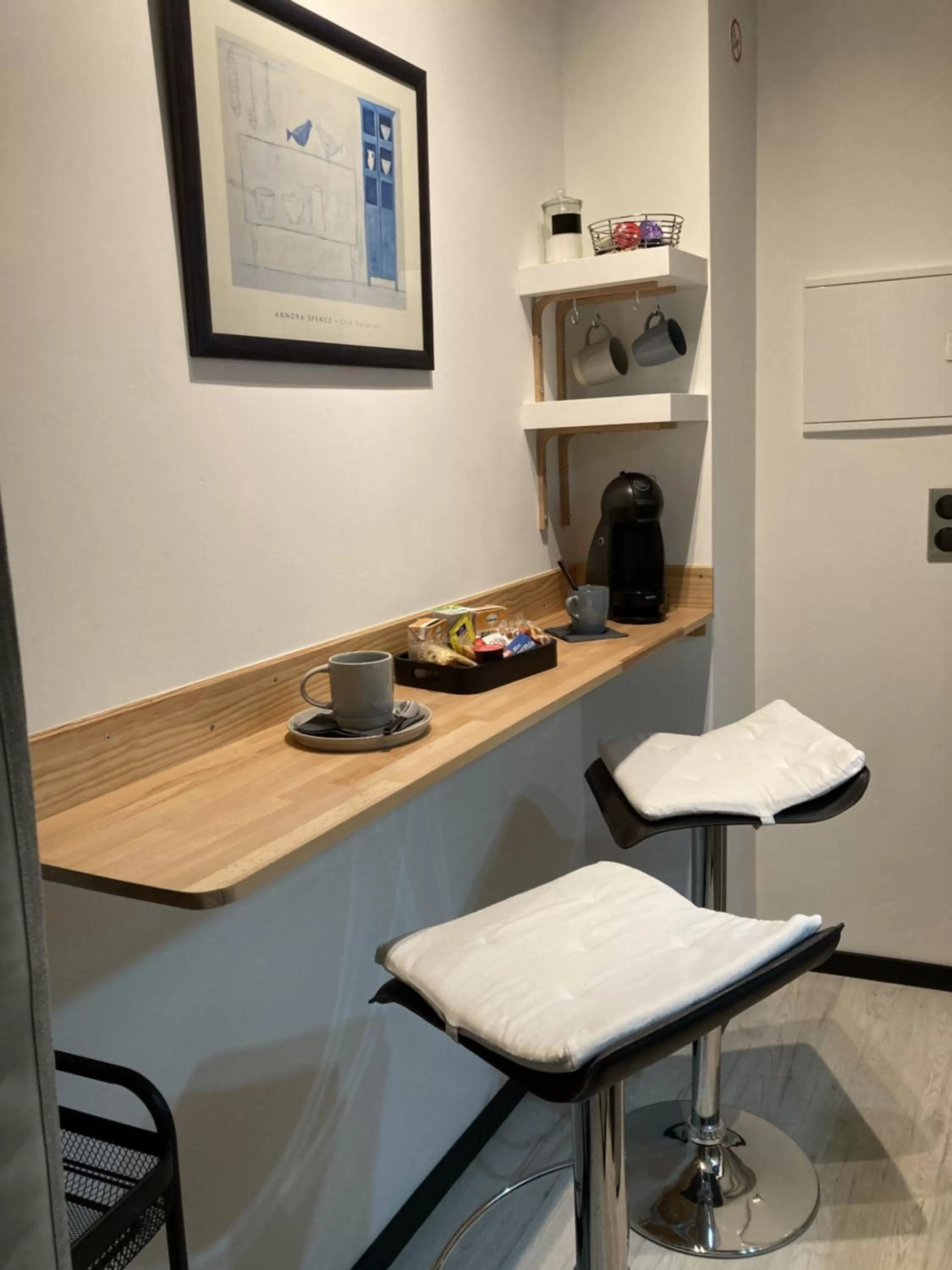 Kitchen or kitchenette in AUX 4 LOGIS - Studio Le Roof - Une vue splendide - Petit déjeuner offert 1ère nuit