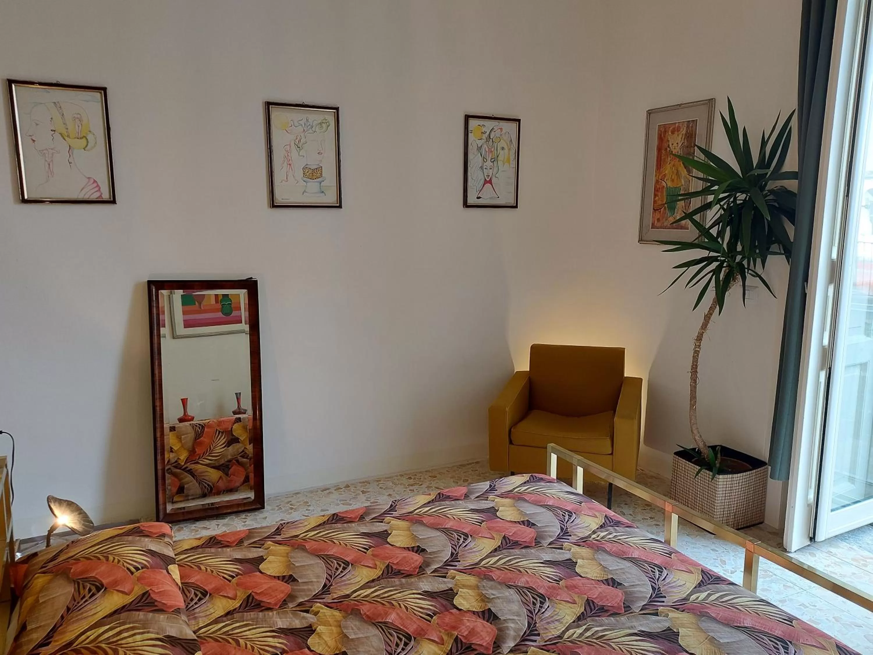 Bedroom, Bed in B&B Palazzo Carafa di Montorio