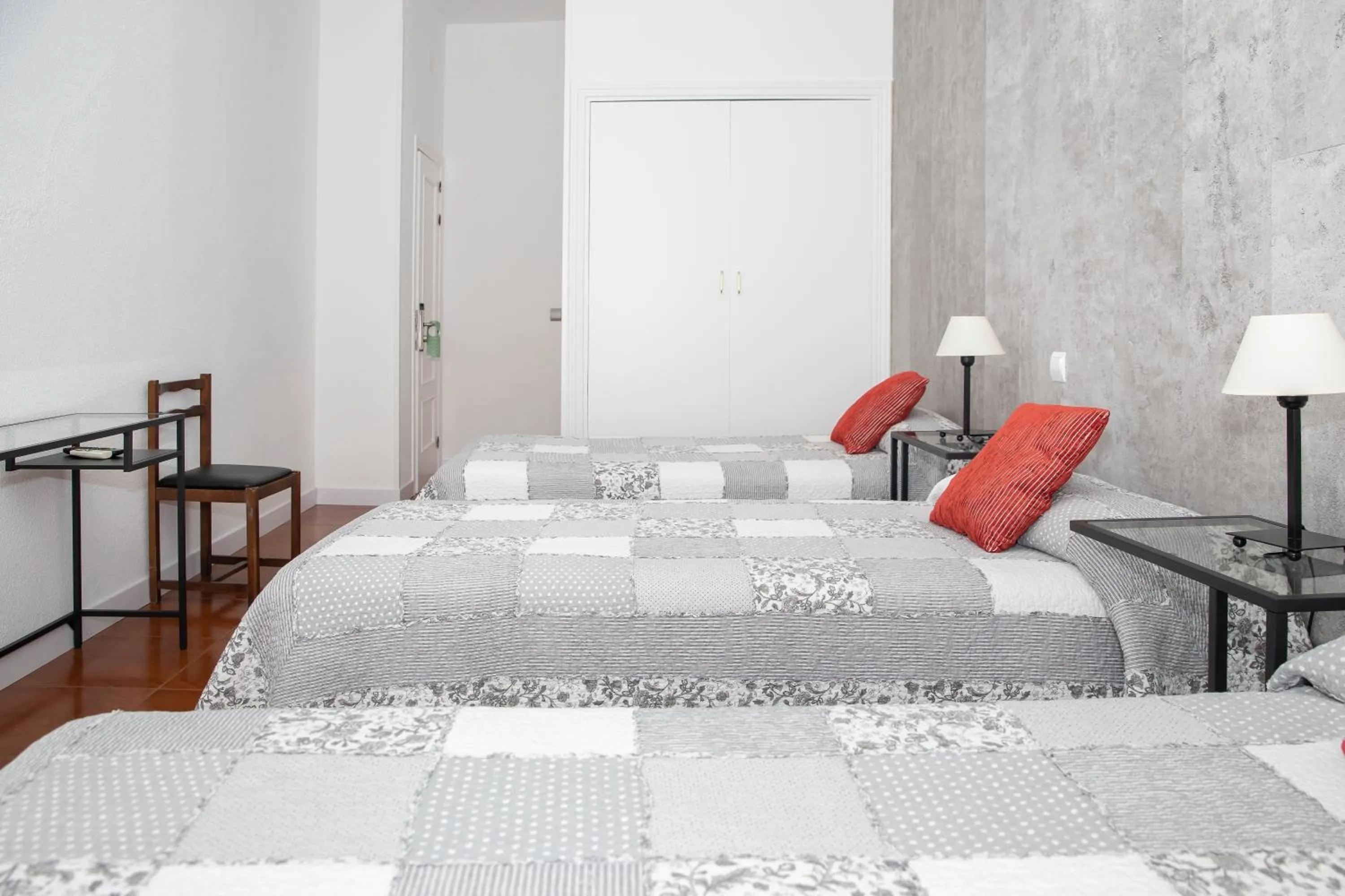 Photo of the whole room, Bed in Hostal Tokio