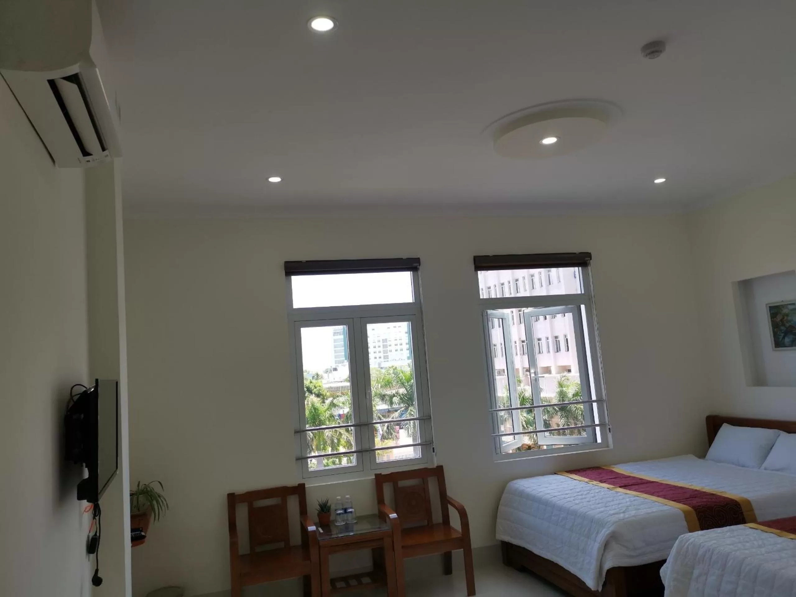 Photo of the whole room, Bed in An Ngân Phú Hotel