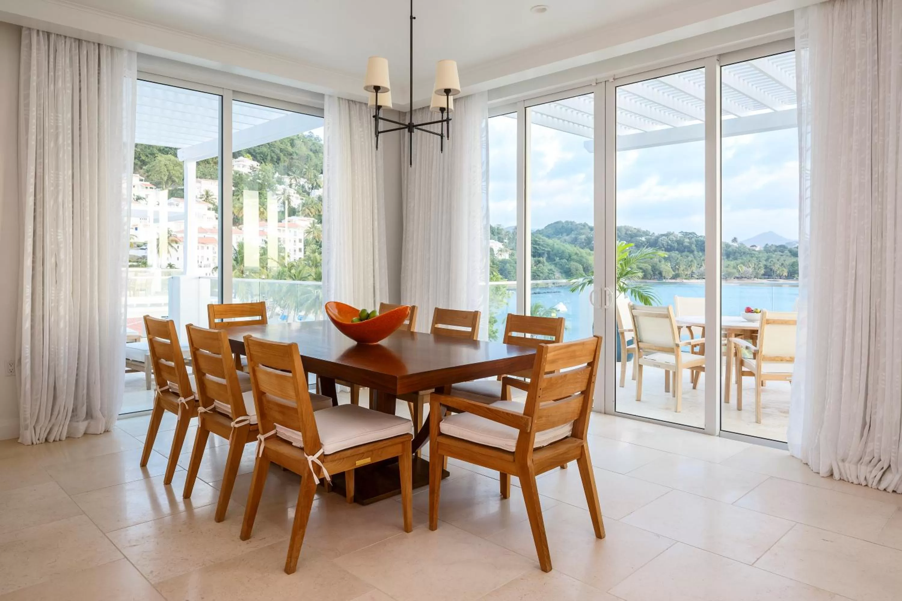 Dining area in Windjammer Landing Resort and Residences