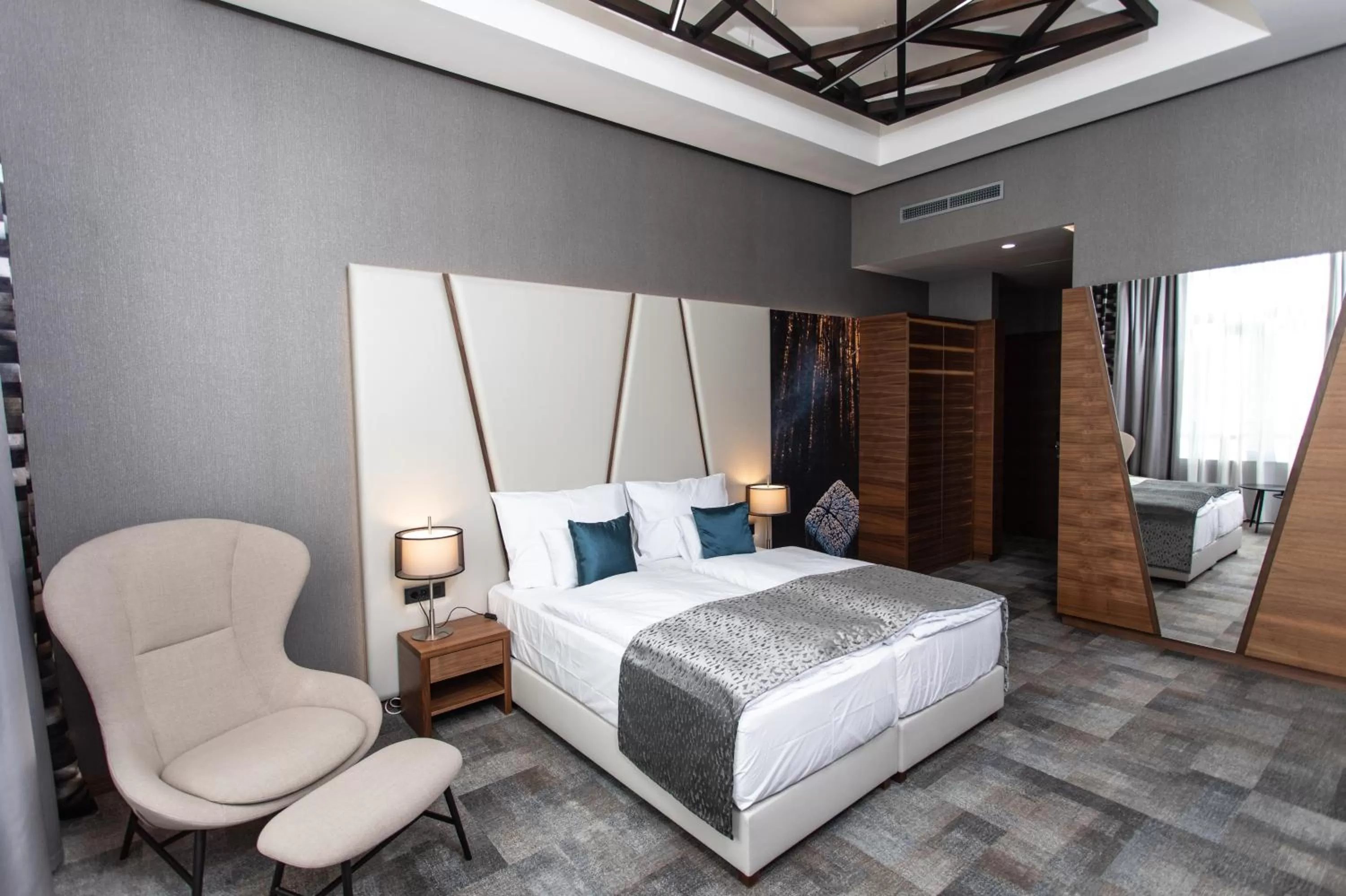 Photo of the whole room, Bed in Artis Boutique Hotel