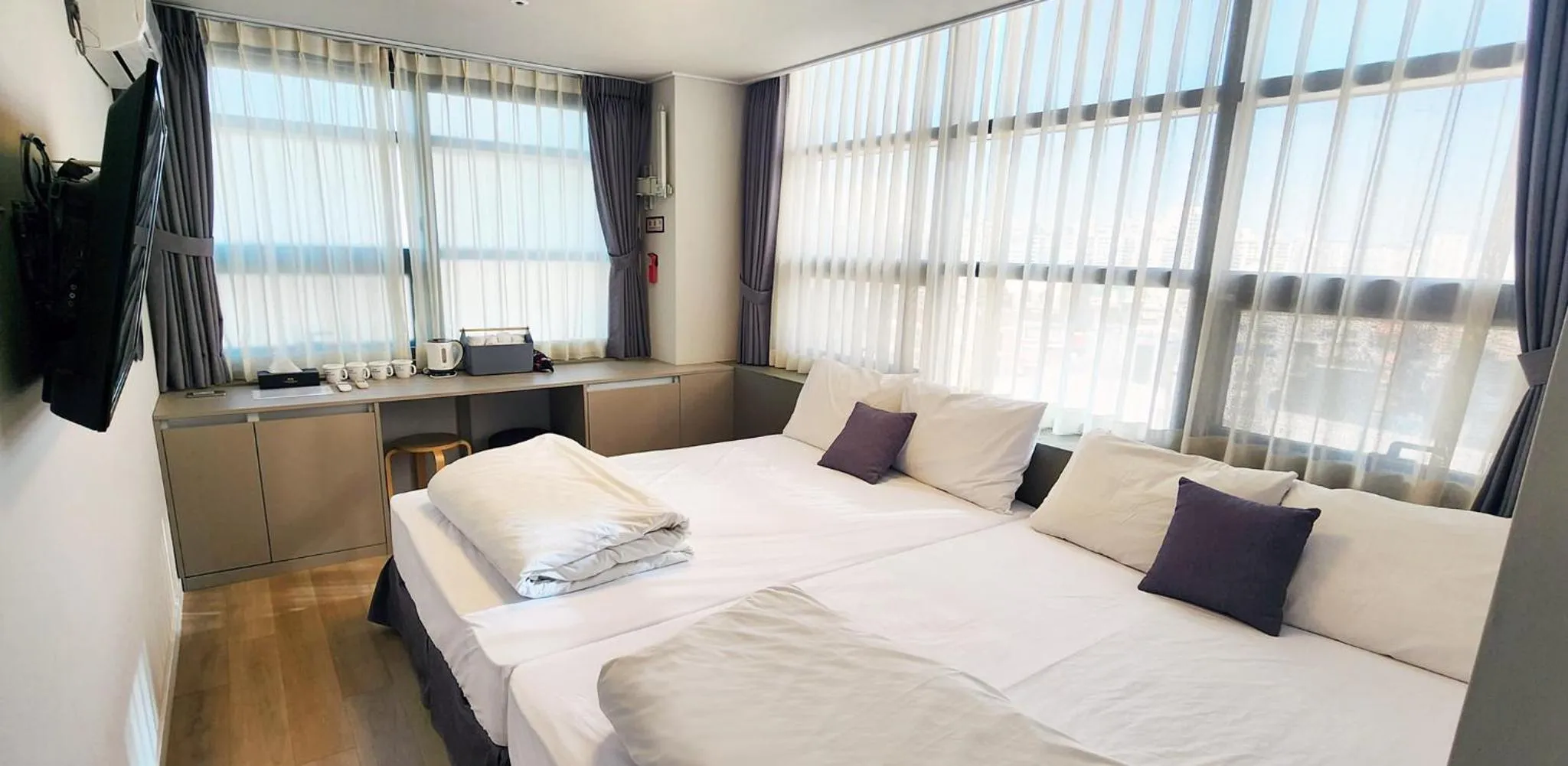 Photo of the whole room, Bed in K-Grand Hostel Dongdaemun