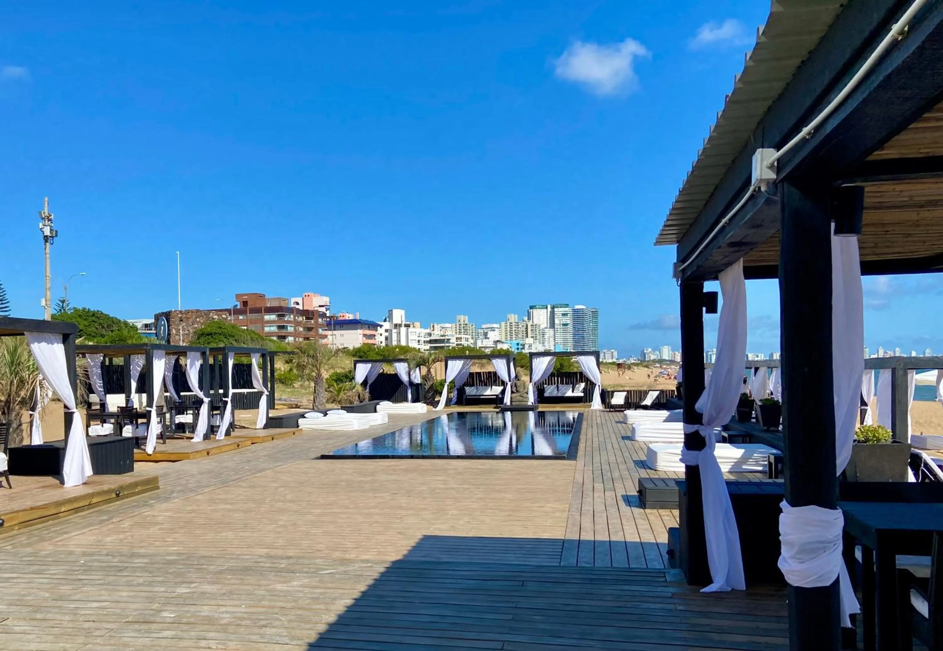 Pool view in Serena Hotel - Punta del Este - Unico sobre la Playa