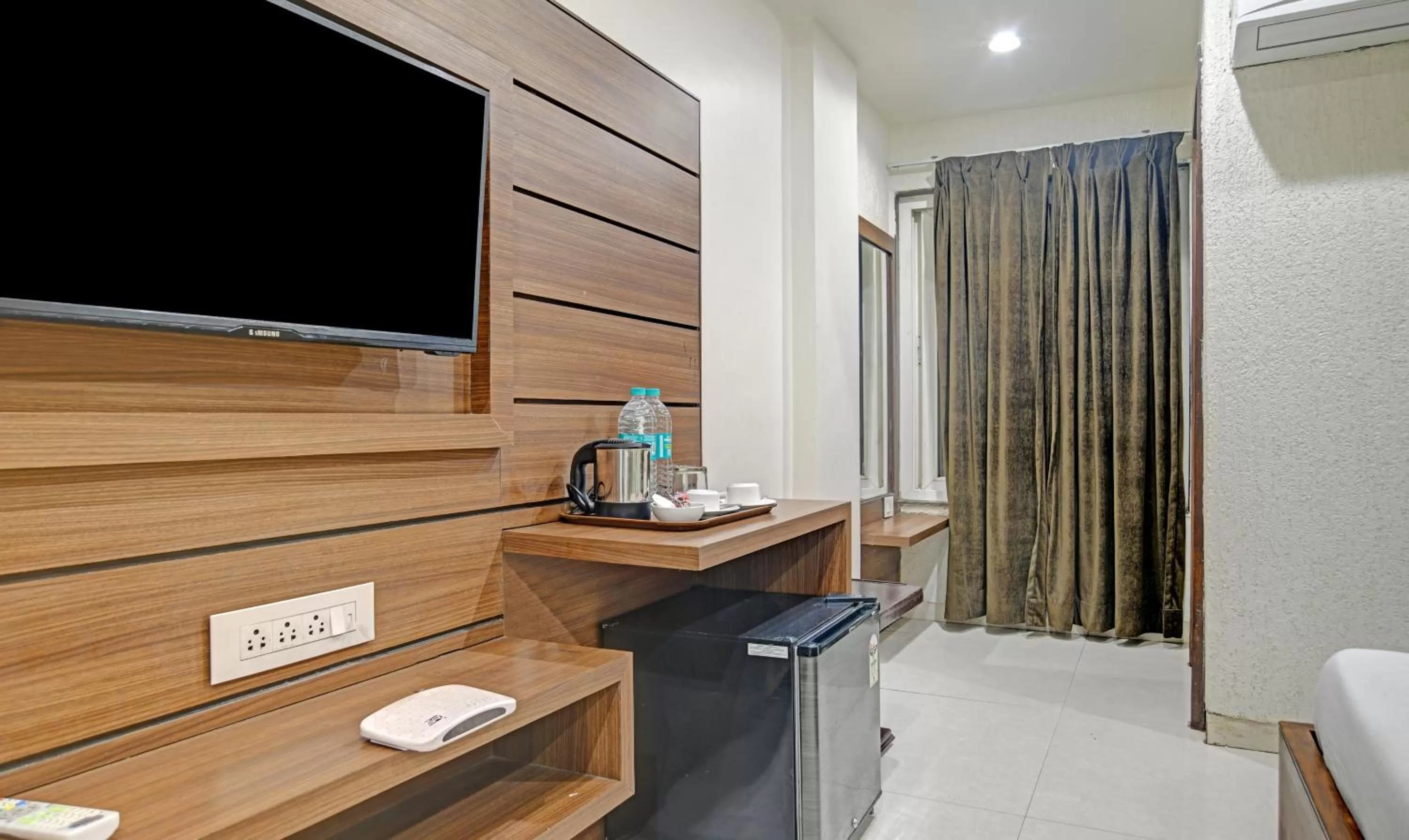 TV/Entertainment Center in Treebo Trend Johri Regency Malviya Nagar