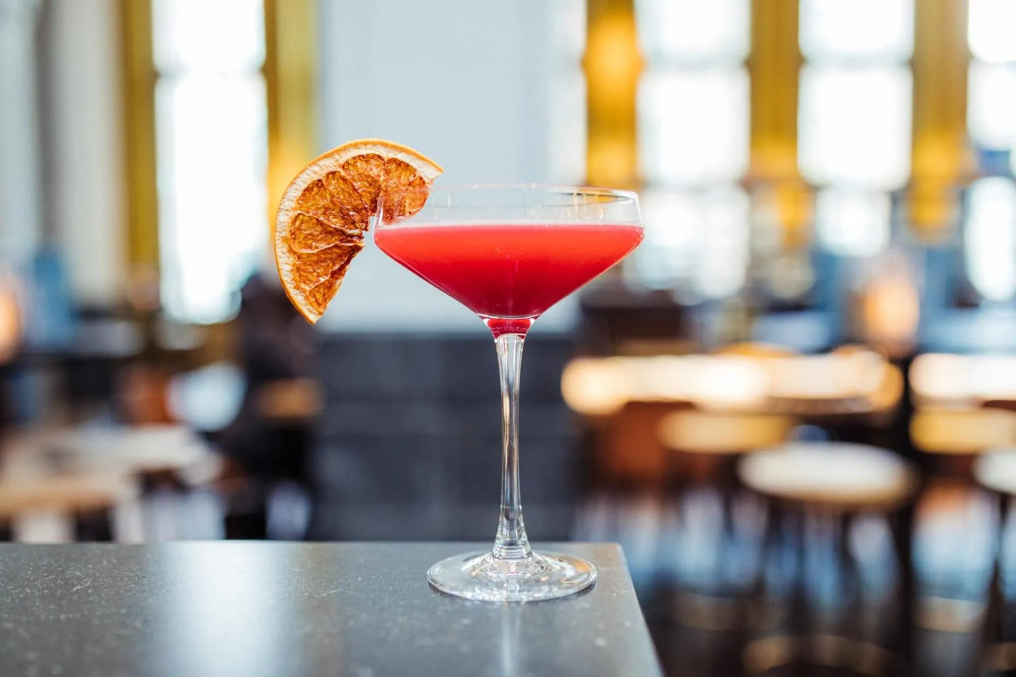 Lounge or bar in Post-Plaza Hotel & Grand Café