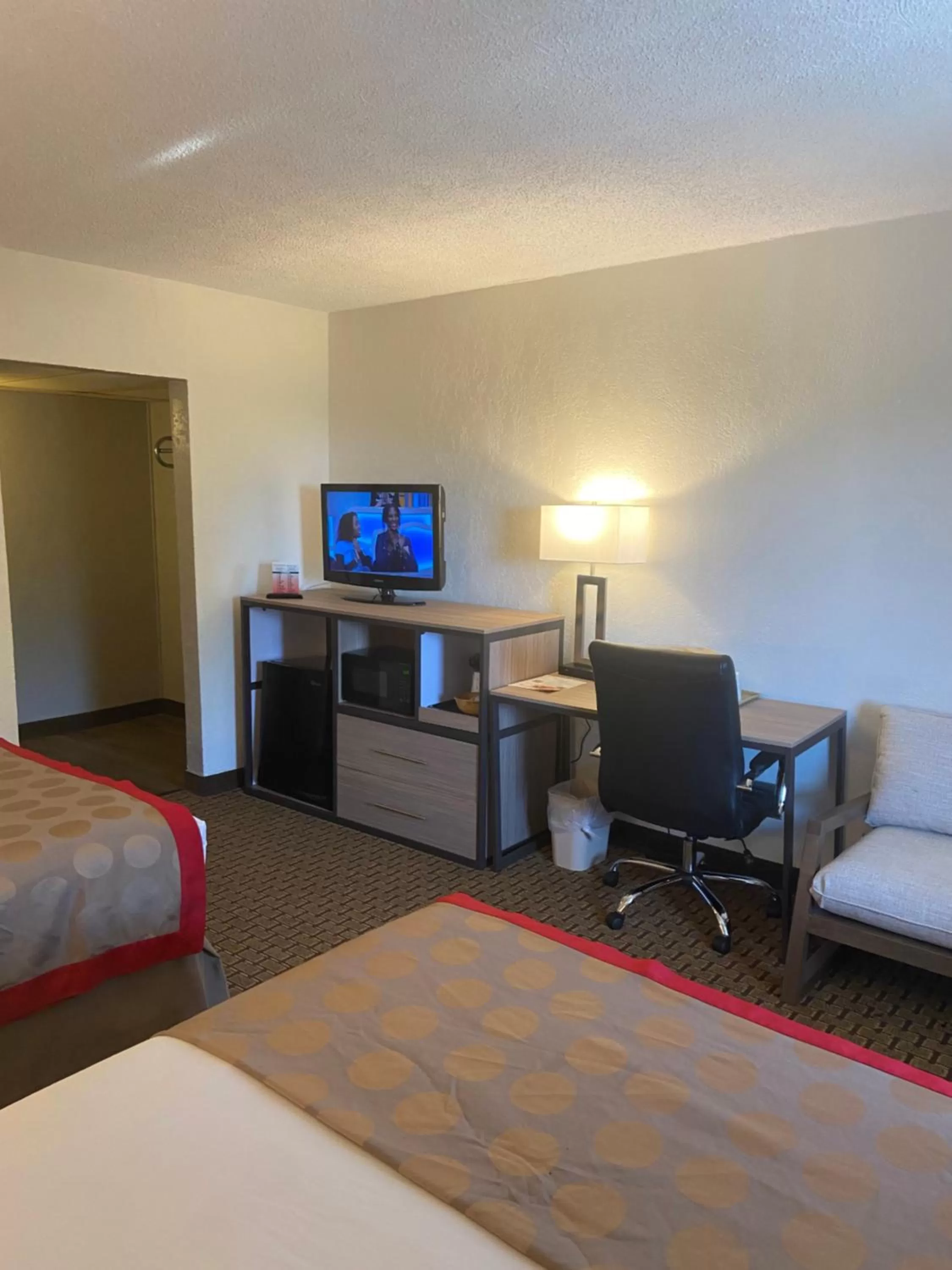 Bed in Ramada by Wyndham West Atlantic City