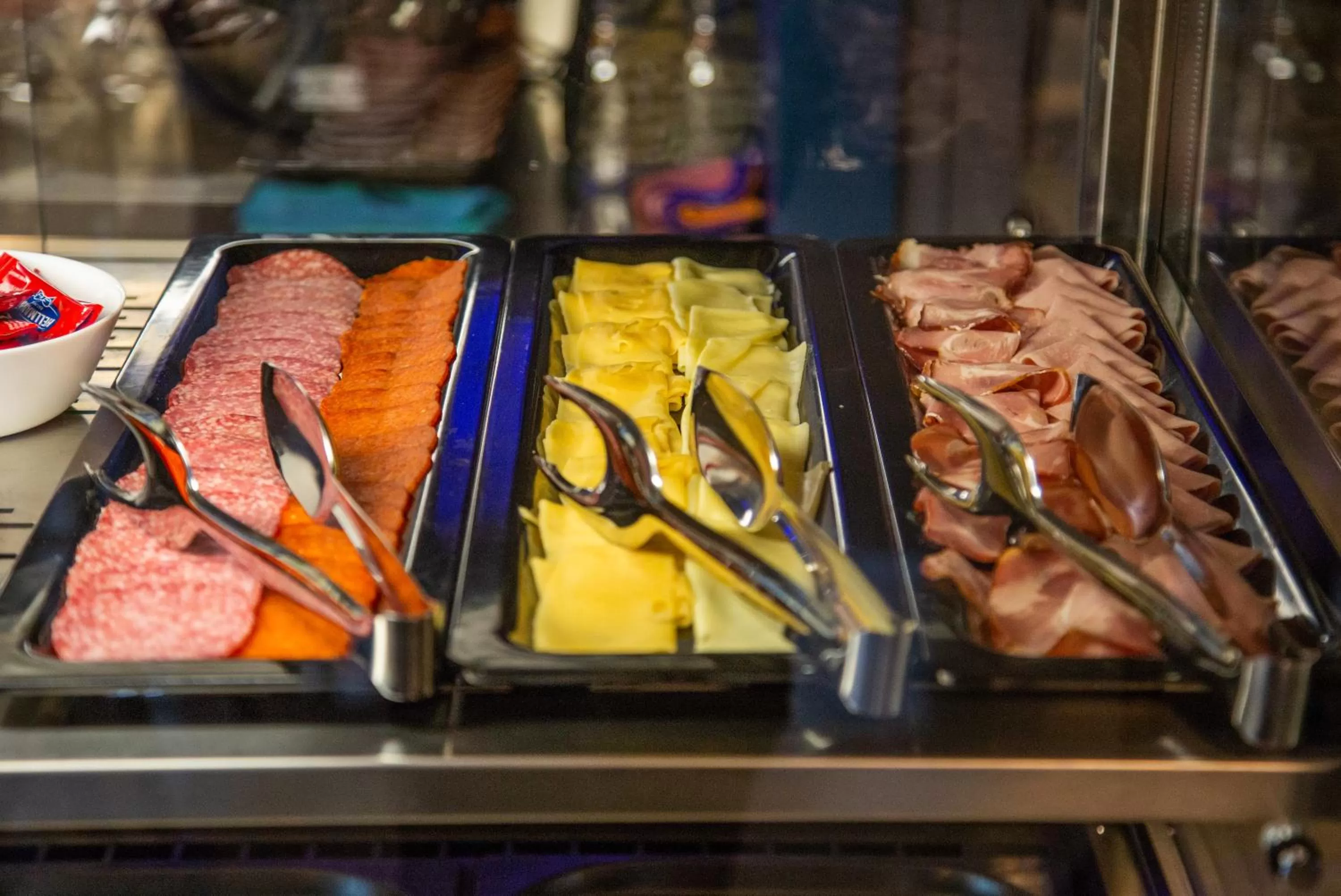 Breakfast in Hotel Blue