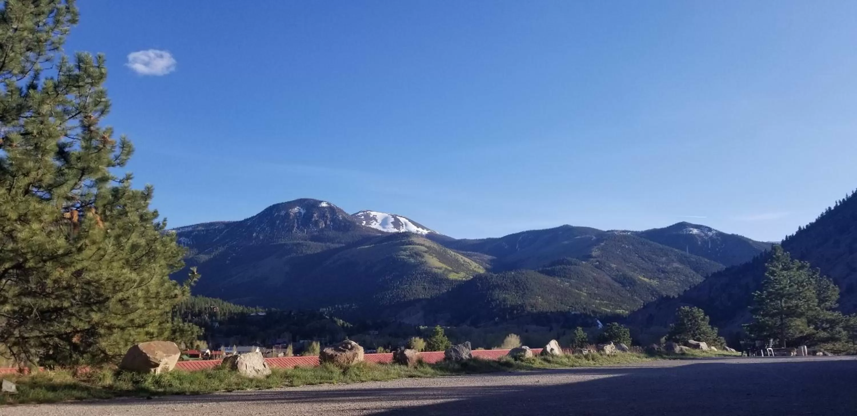 Natural landscape, Mountain View in Alpine Moose Lodge