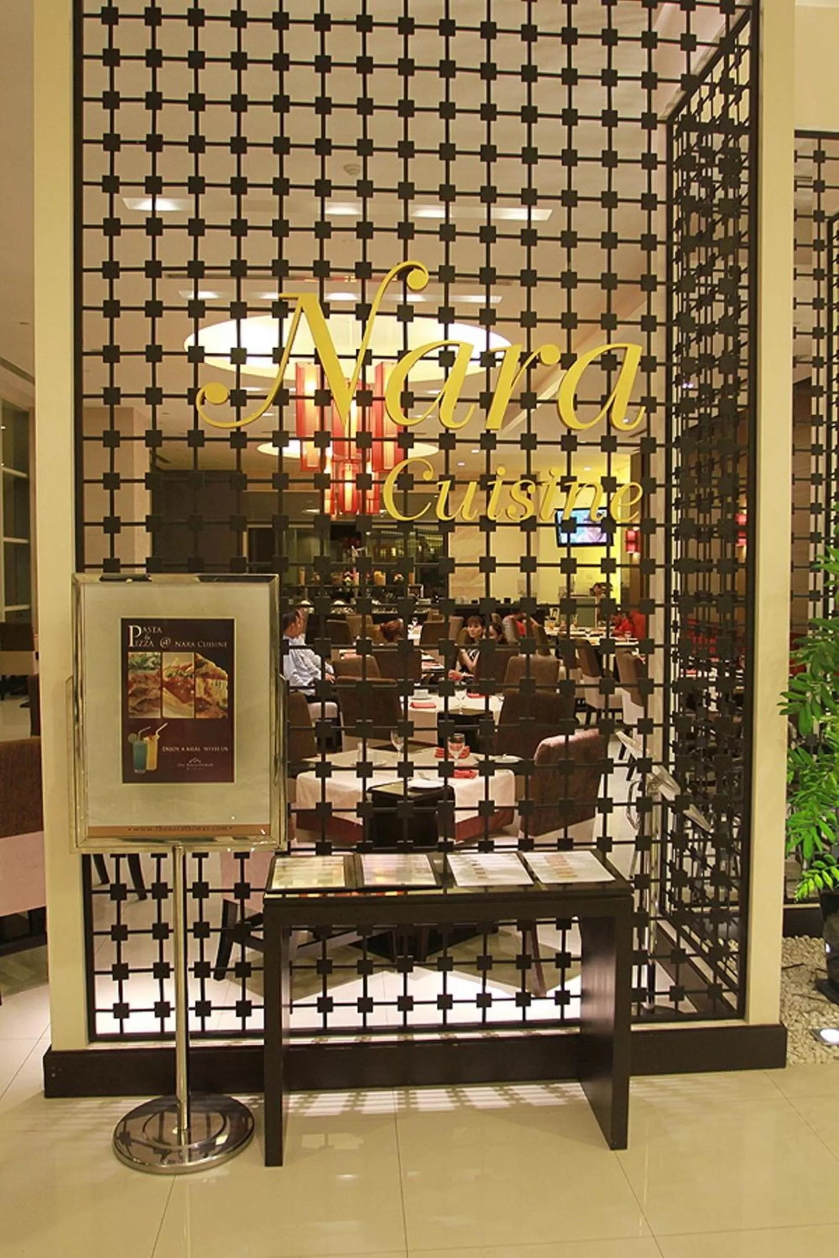 Restaurant/places to eat in The Narathiwas Hotel & Residence Sathorn Bangkok