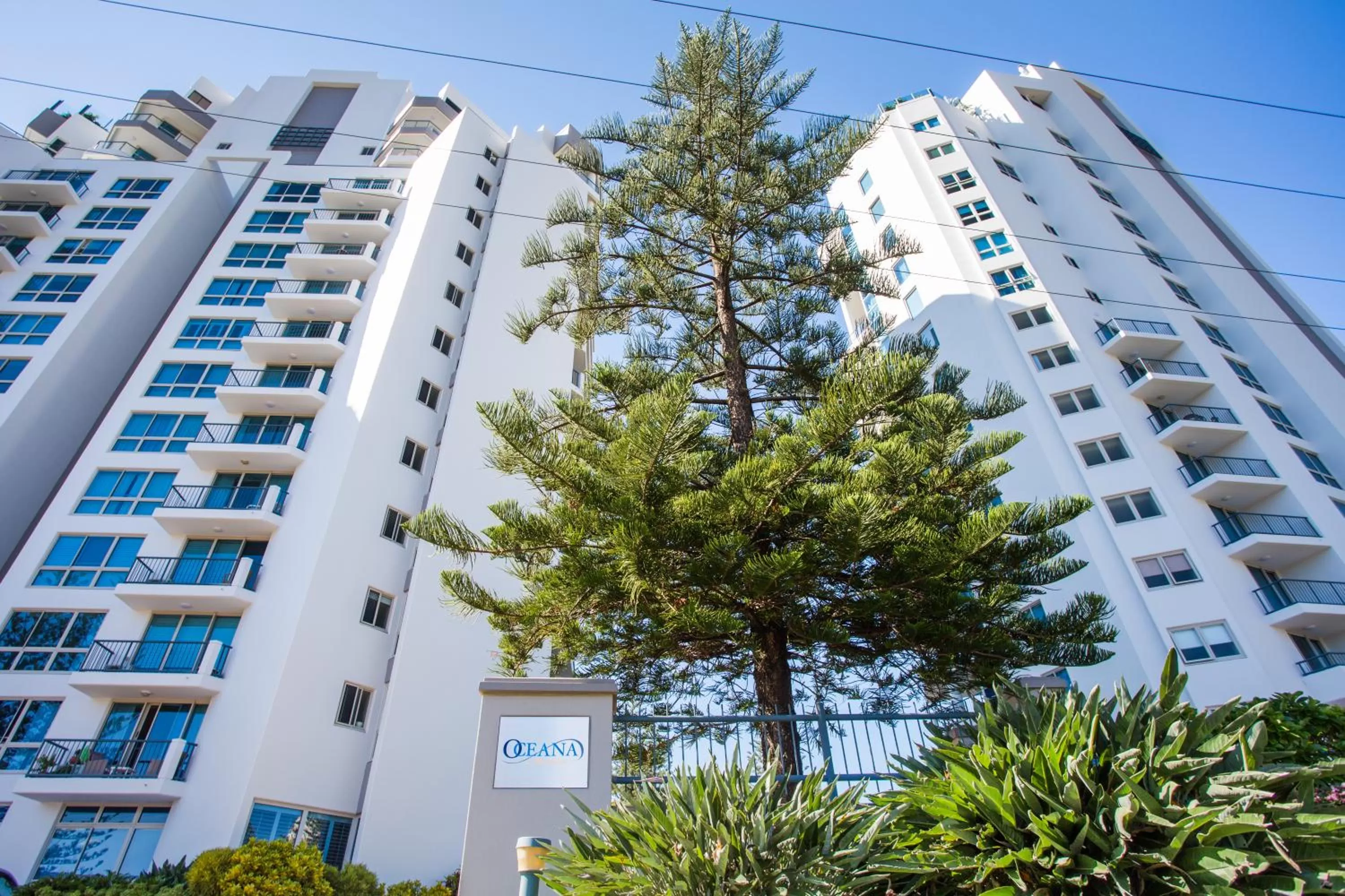 Property building in Oceana On Broadbeach