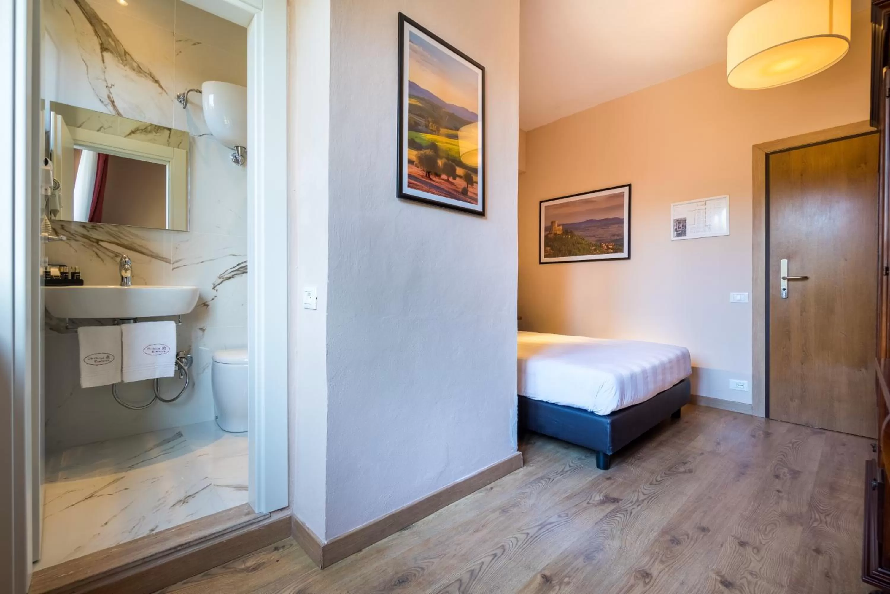 Bedroom, Bed in Certosa di Pontignano Residenza d'Epoca - Place of Charme