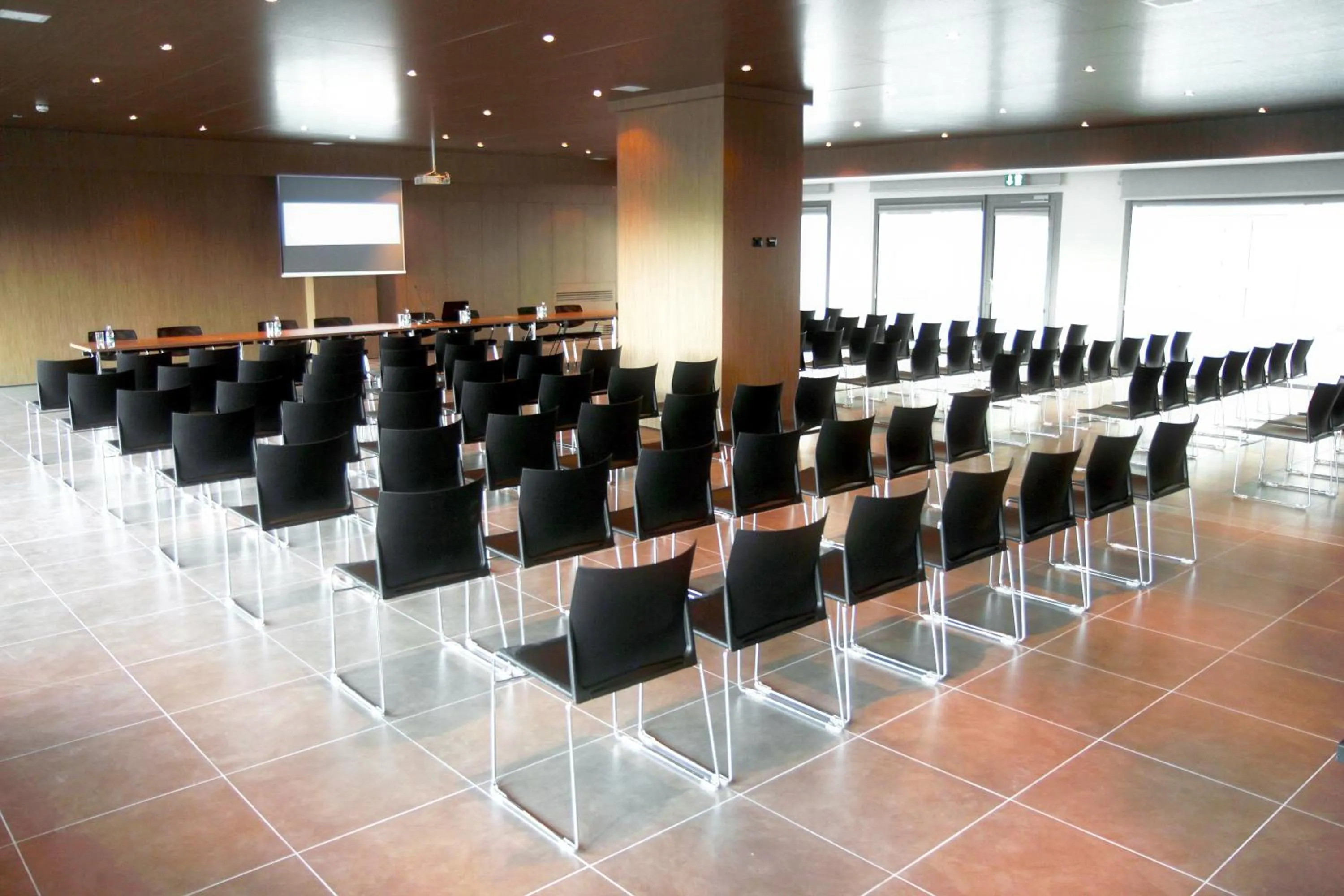 Business facilities in UNA HOTELS Le Terrazze Treviso Hotel & Residence