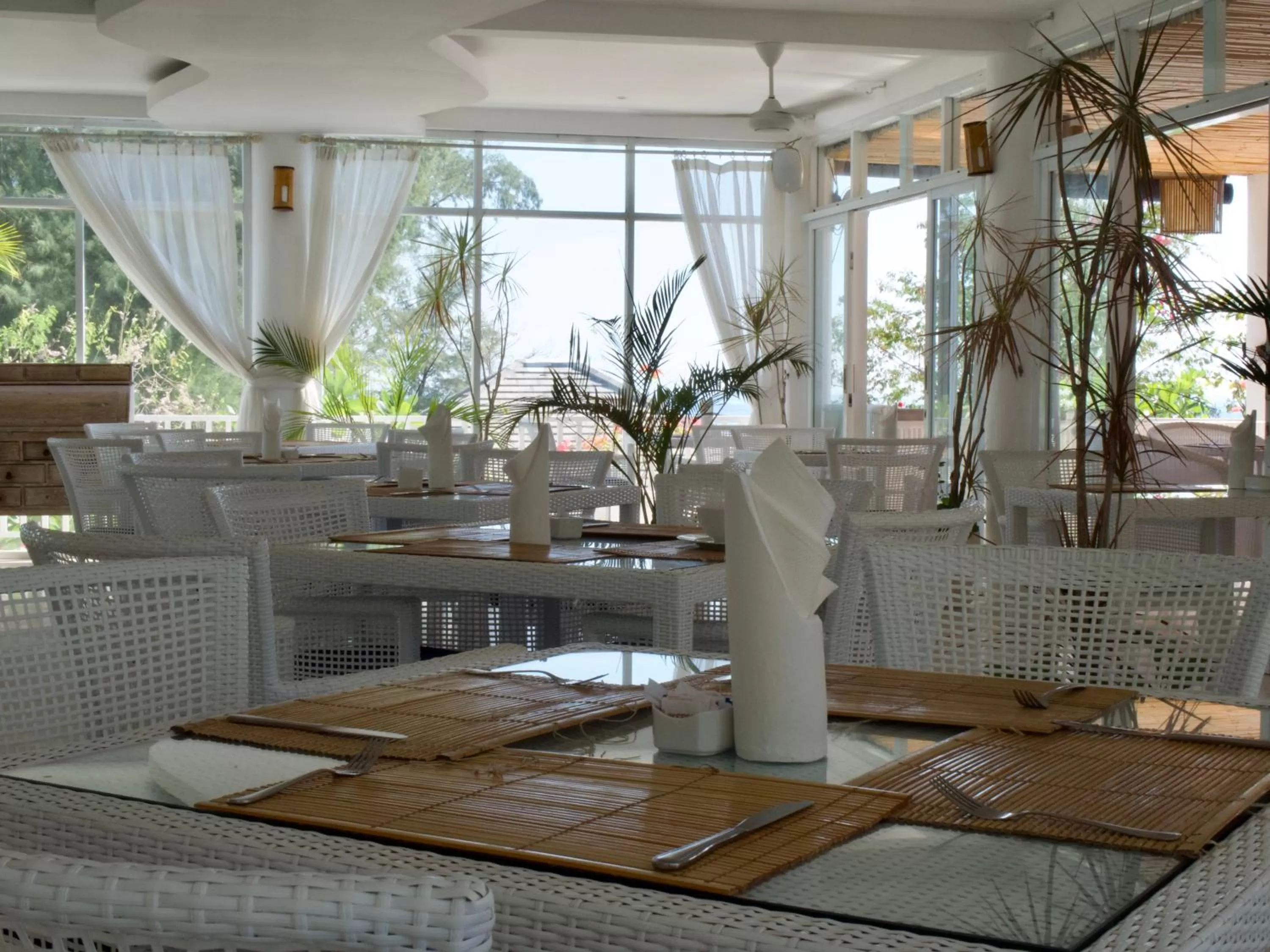 Restaurant/places to eat in Seri Resort Gili Meno - Adults Only