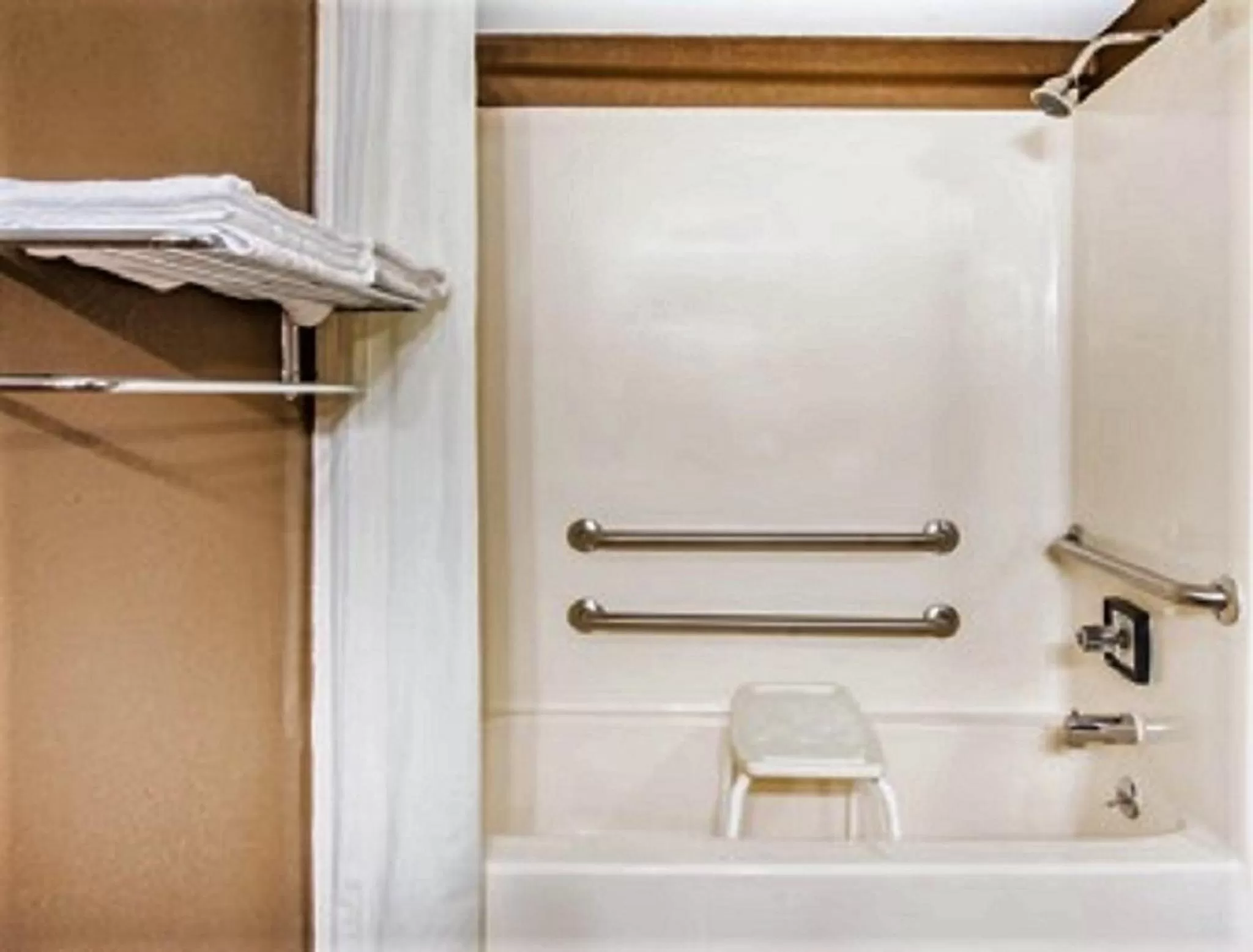 Bathroom in Super 8 by Wyndham Marysville